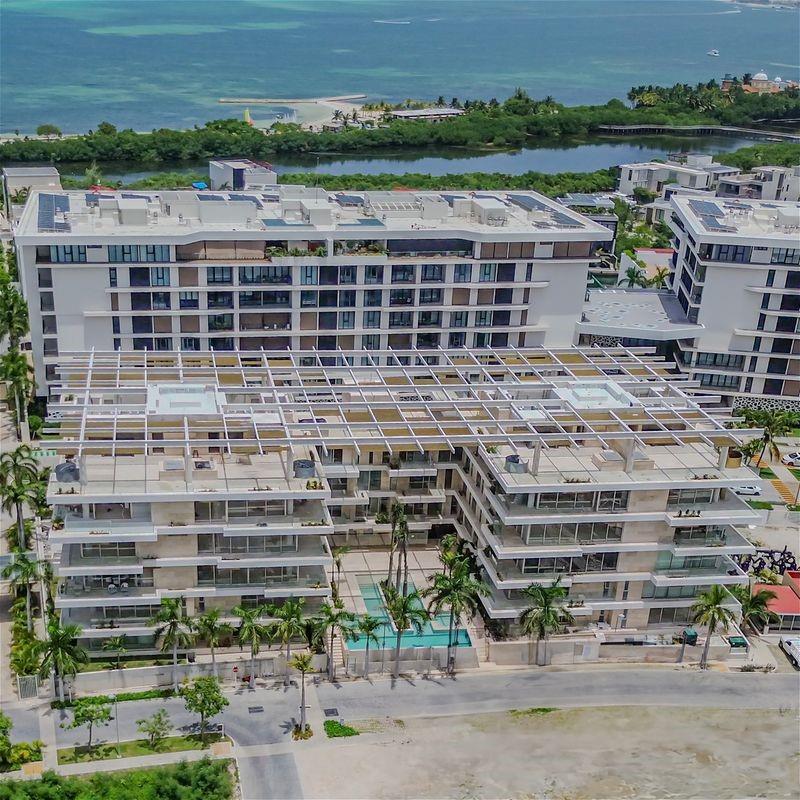 2413 Blvd Puerto Cancún Up # 108