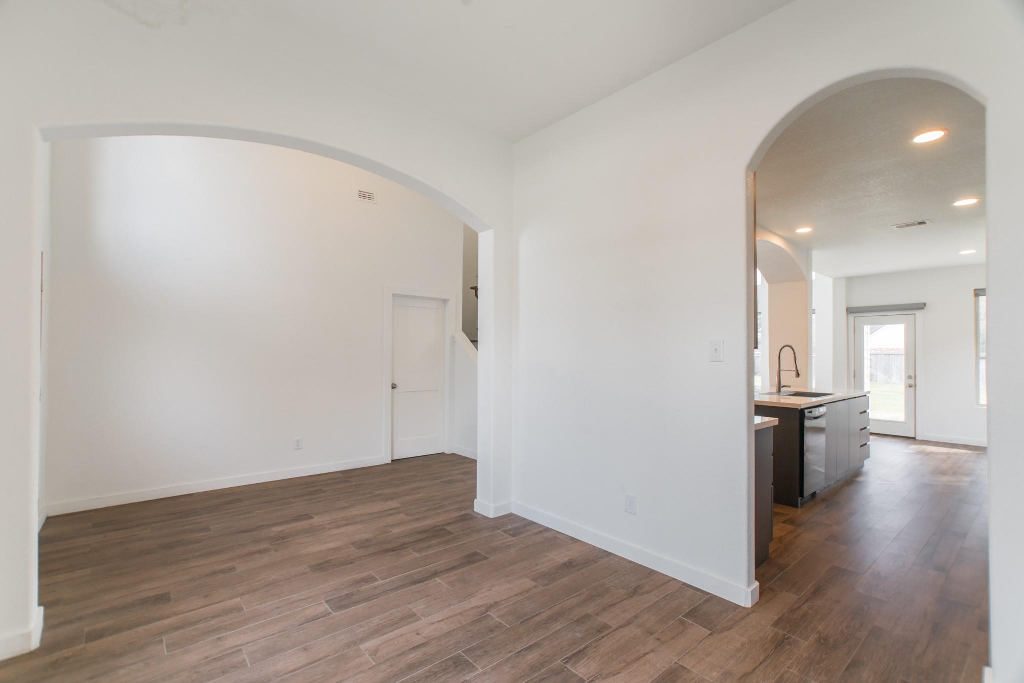 102 E Lasting Spring Circle