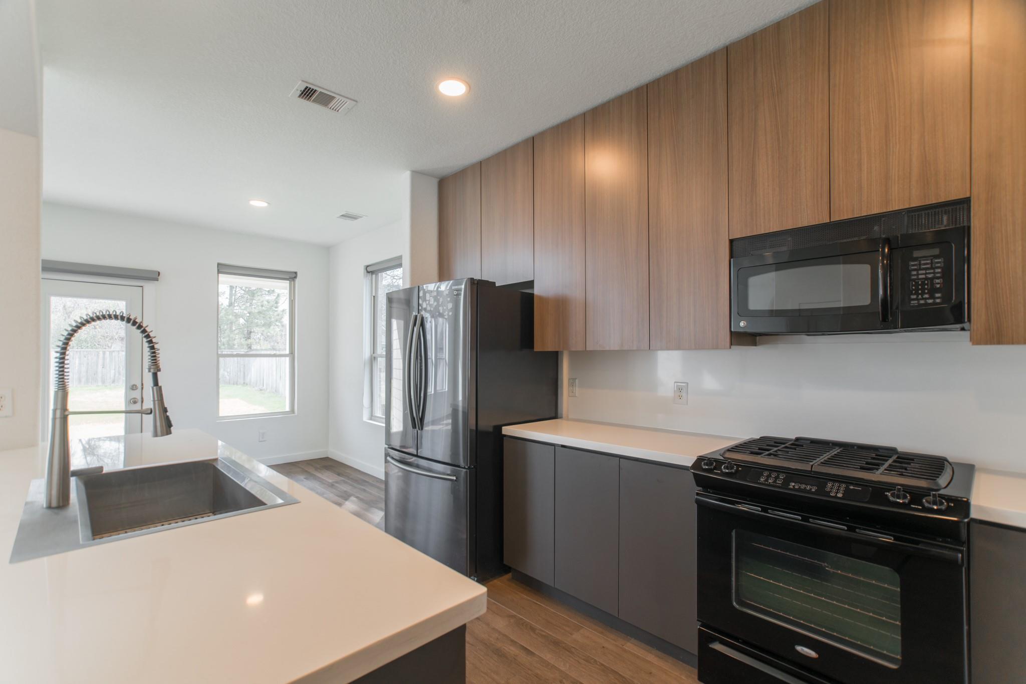 102 E Lasting Spring Circle