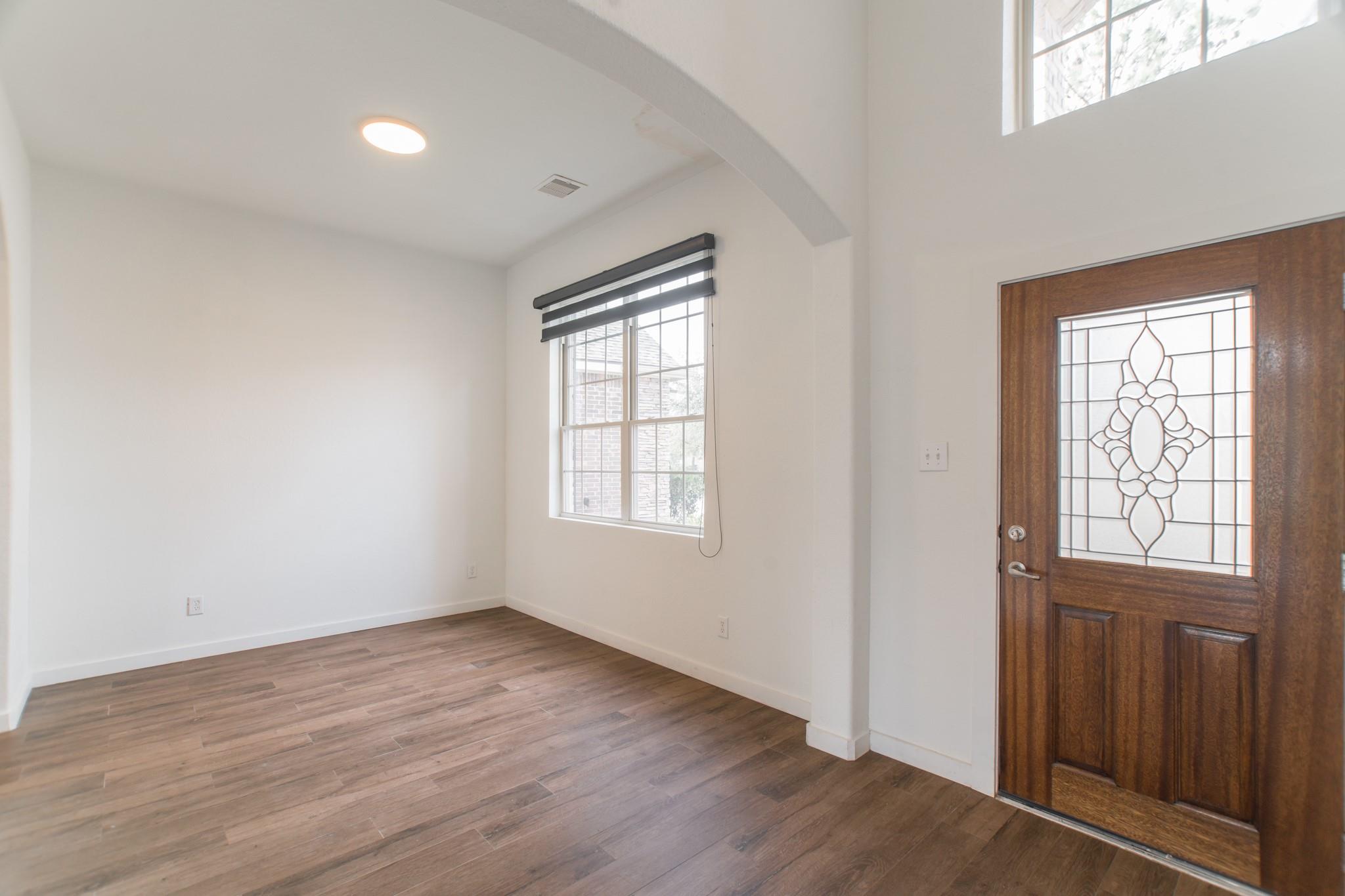 102 E Lasting Spring Circle