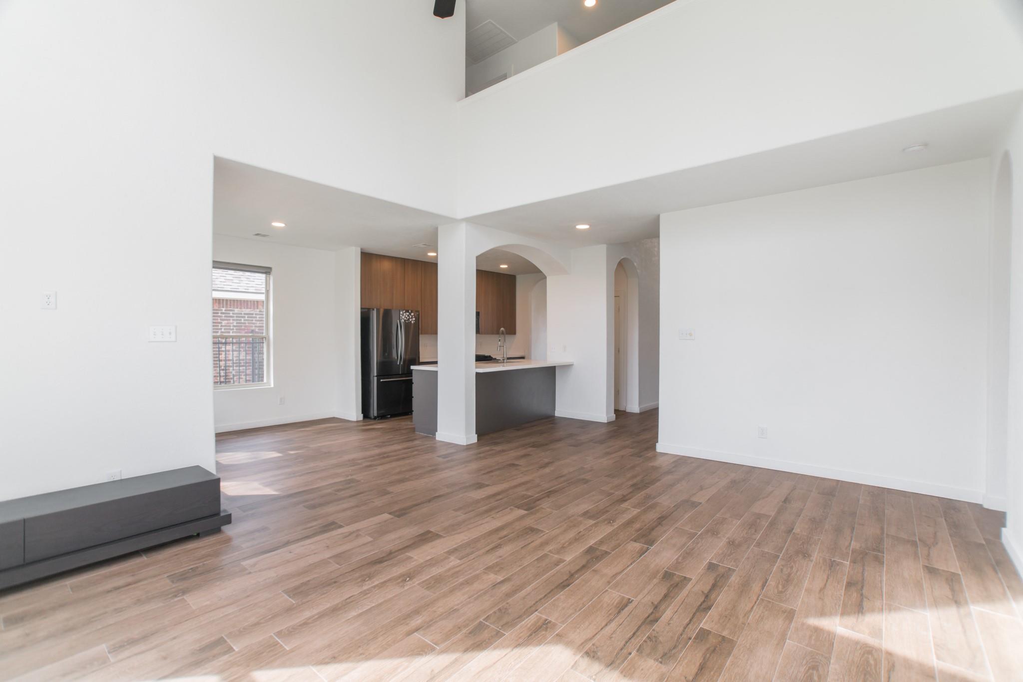 102 E Lasting Spring Circle