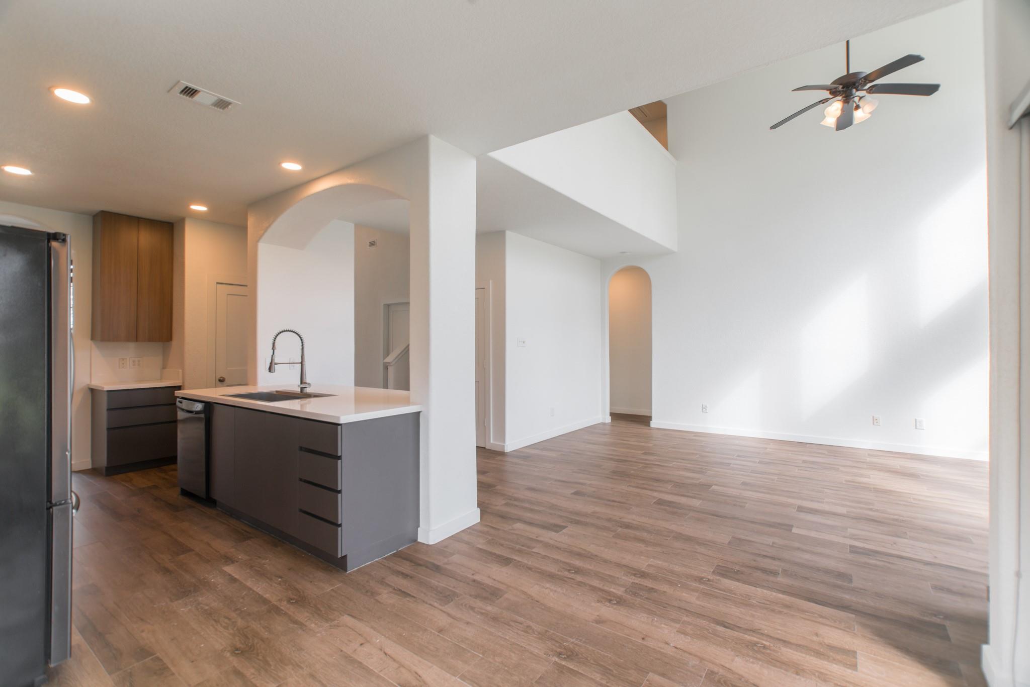 102 E Lasting Spring Circle