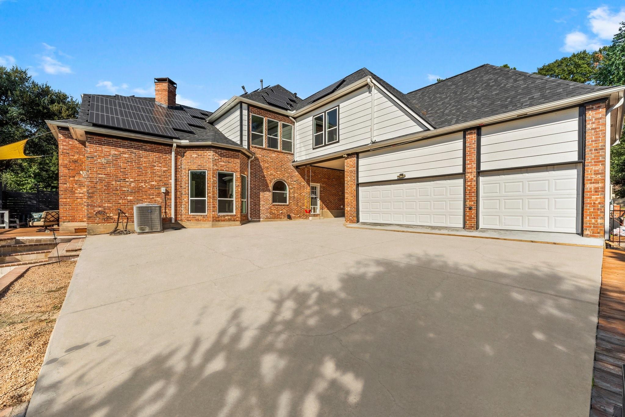 24611 W Kingscrest Circle