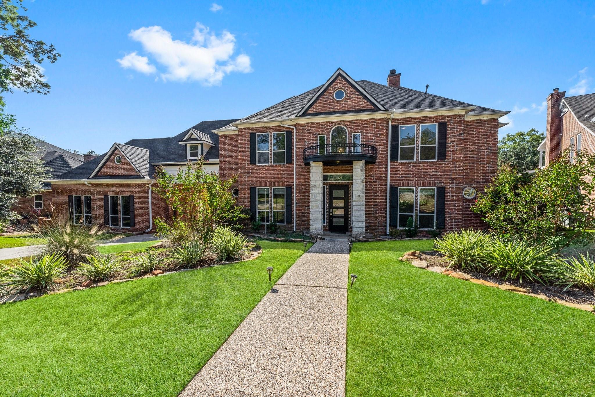 24611 W Kingscrest Circle