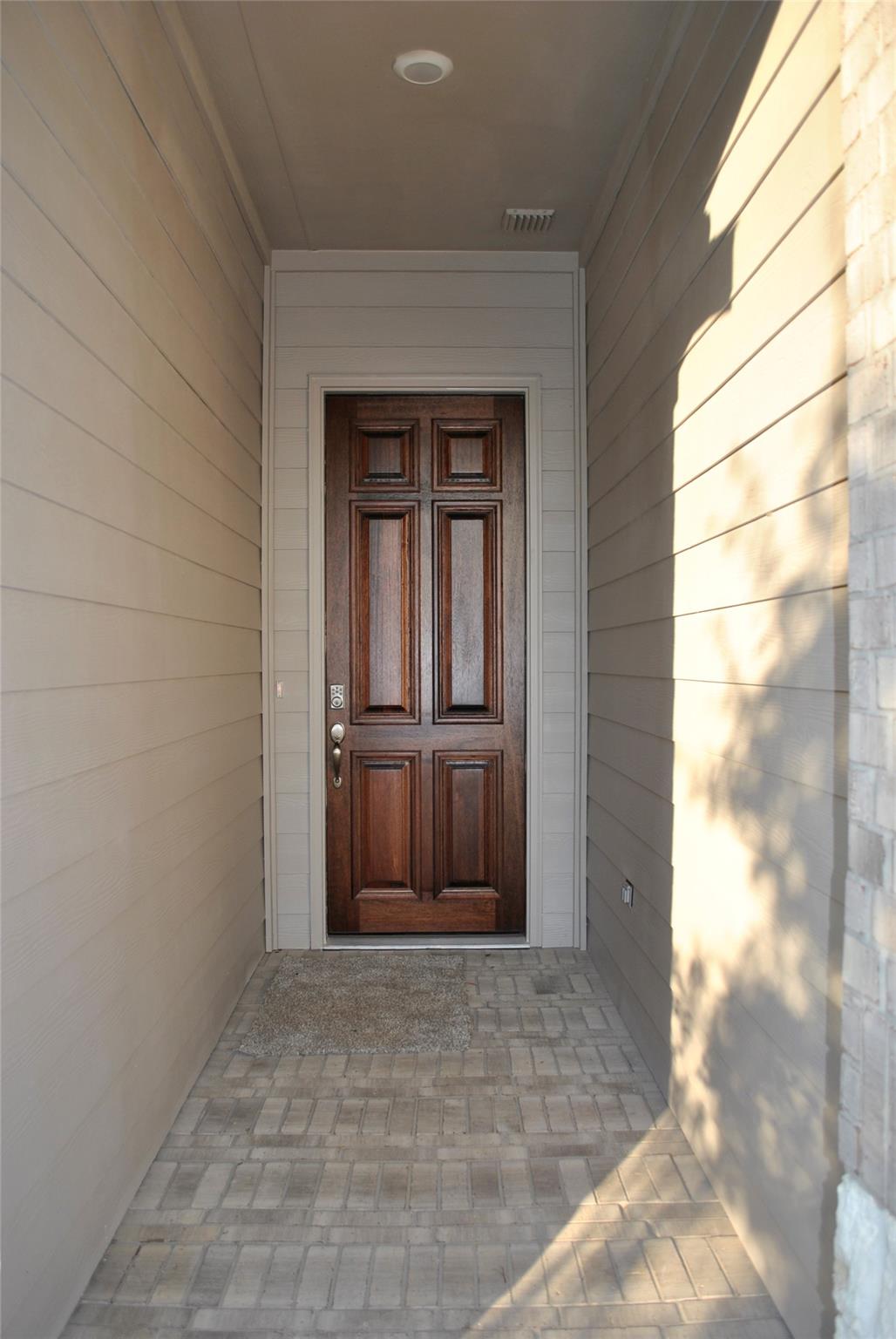 14131 Lake Lodge Drive