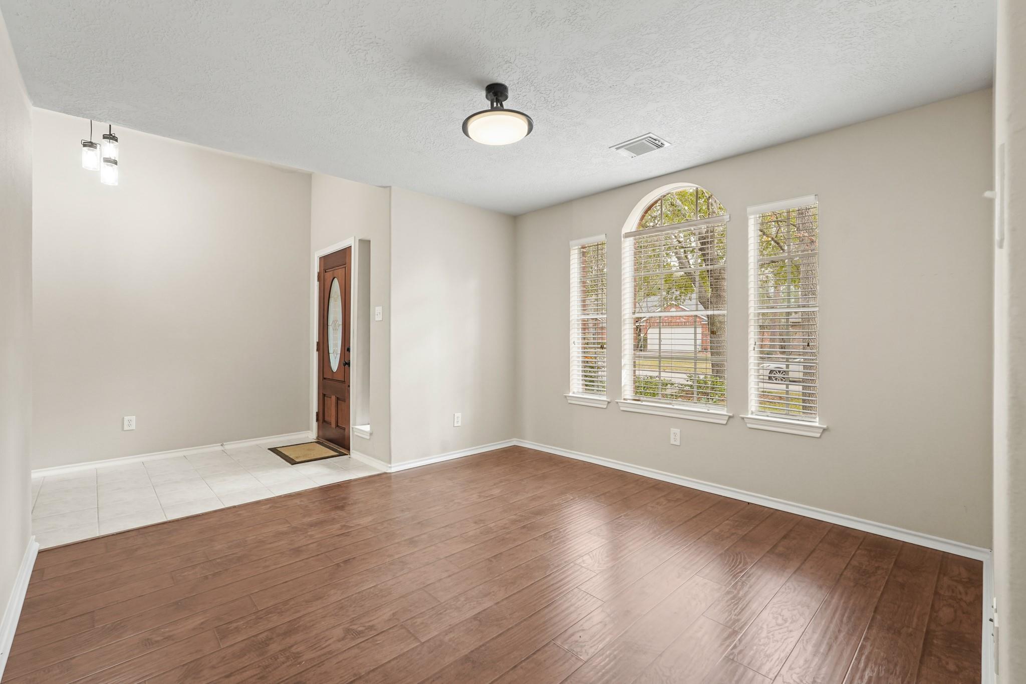 27 E Russet Grove Circle Circle