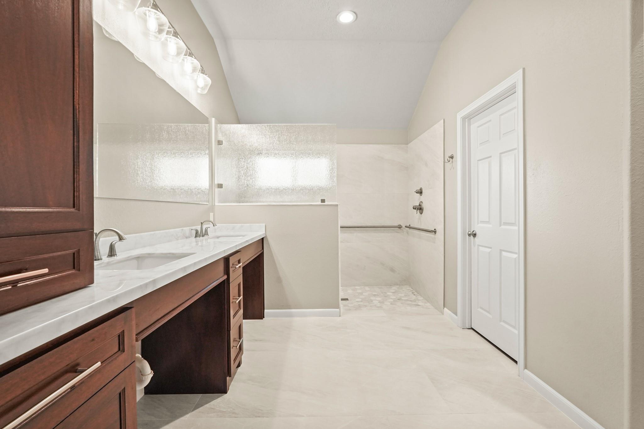 27 E Russet Grove Circle Circle