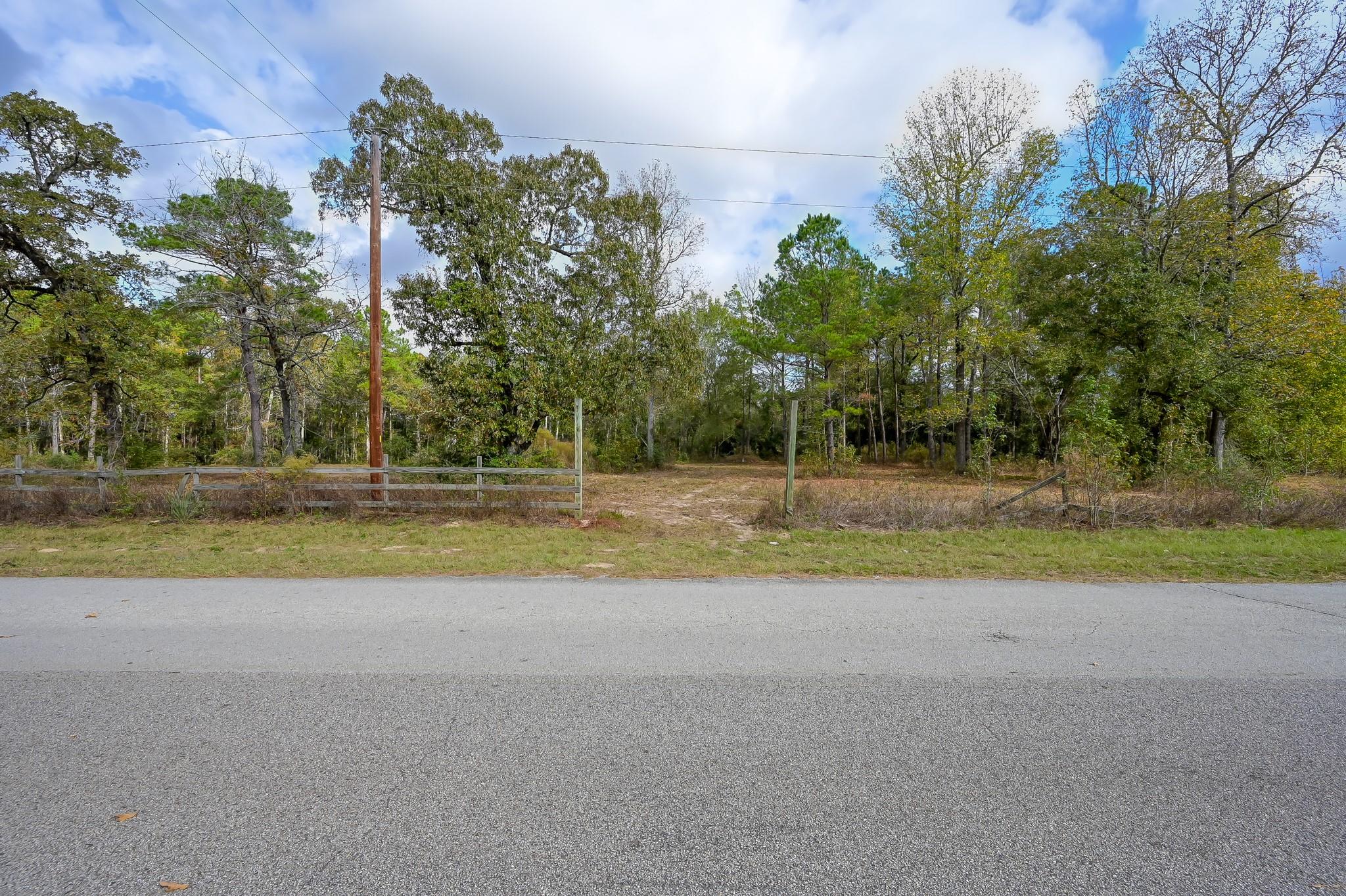 28016 Greenbriar Drive