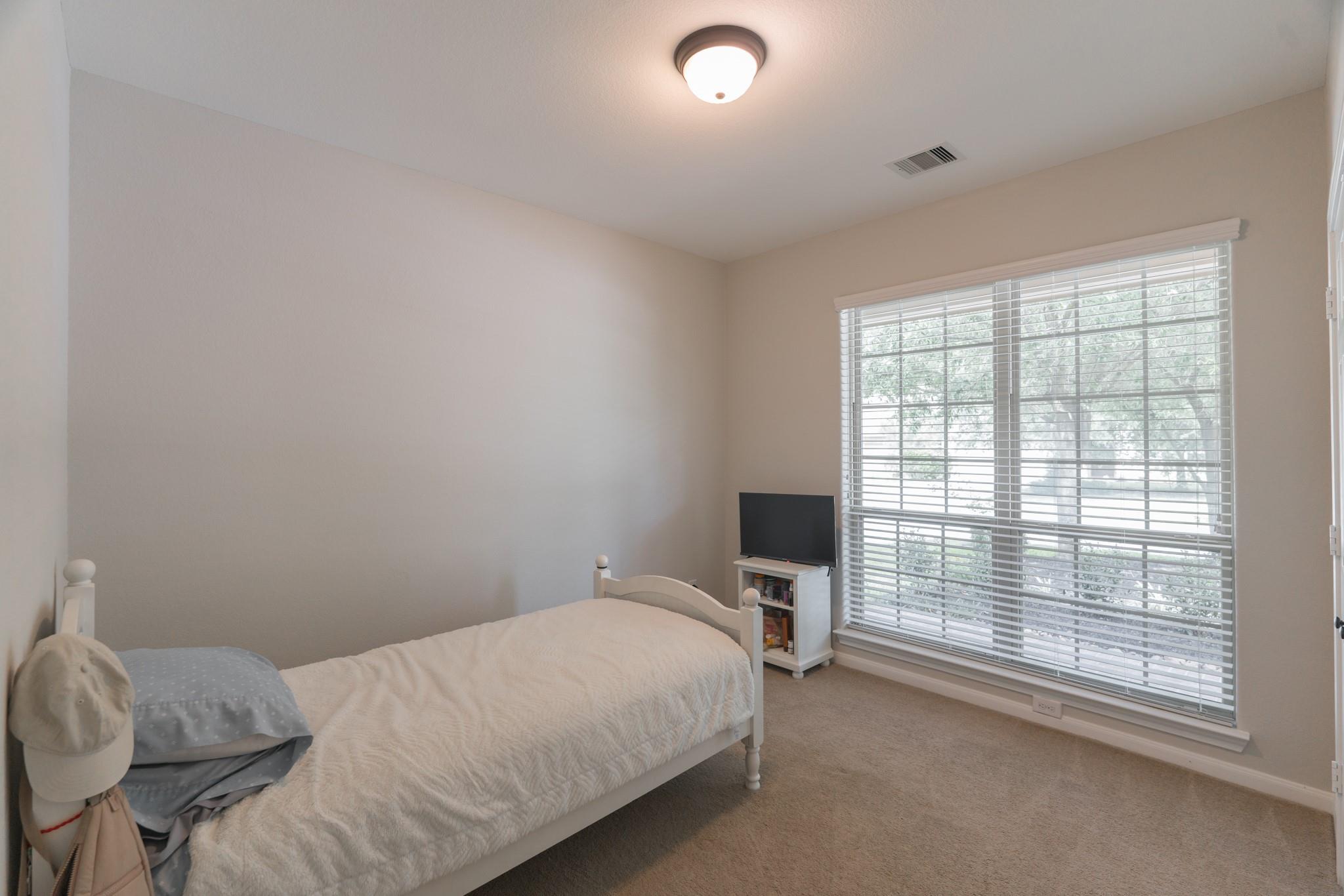 51 N Marshside Place