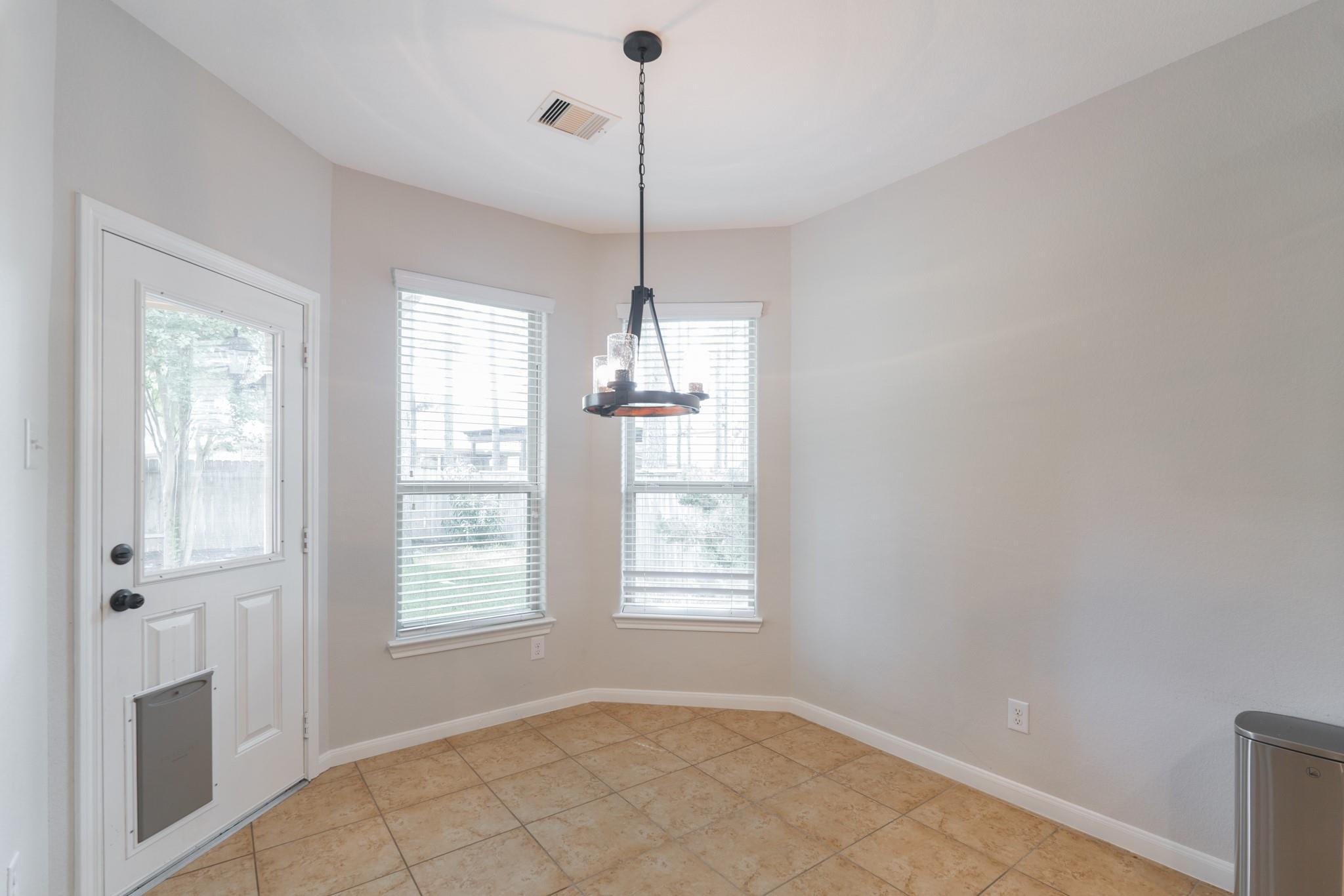 51 N Marshside Place