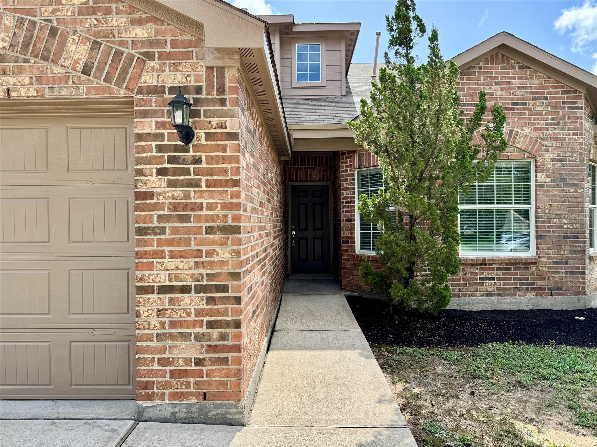 10237 Stone Gate Drive