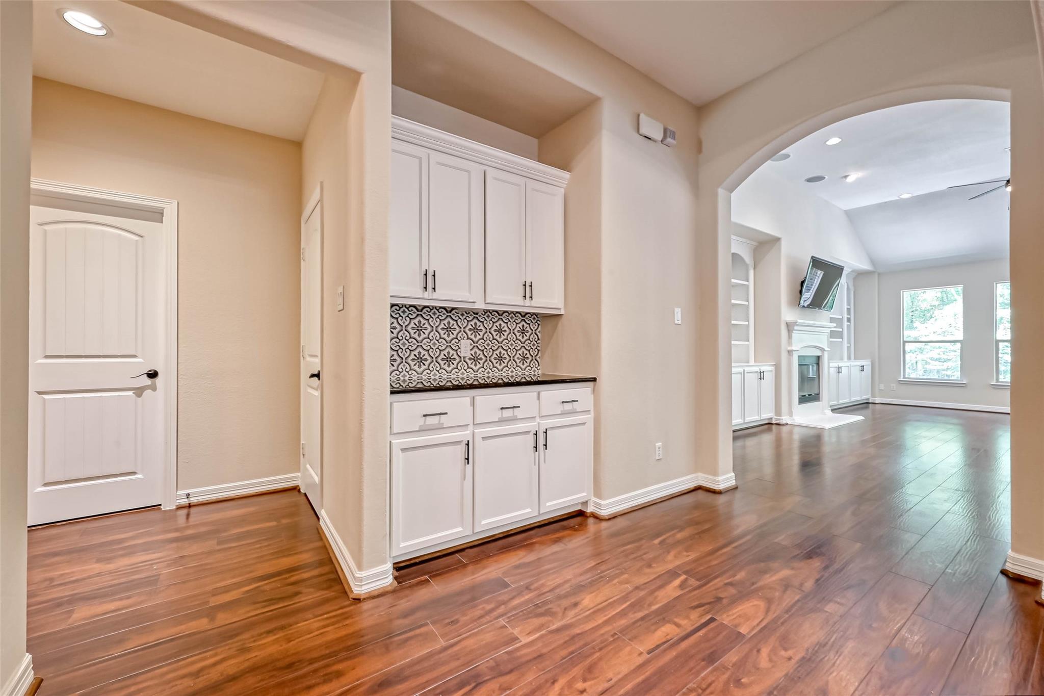 150 W Heritage Mill Circle