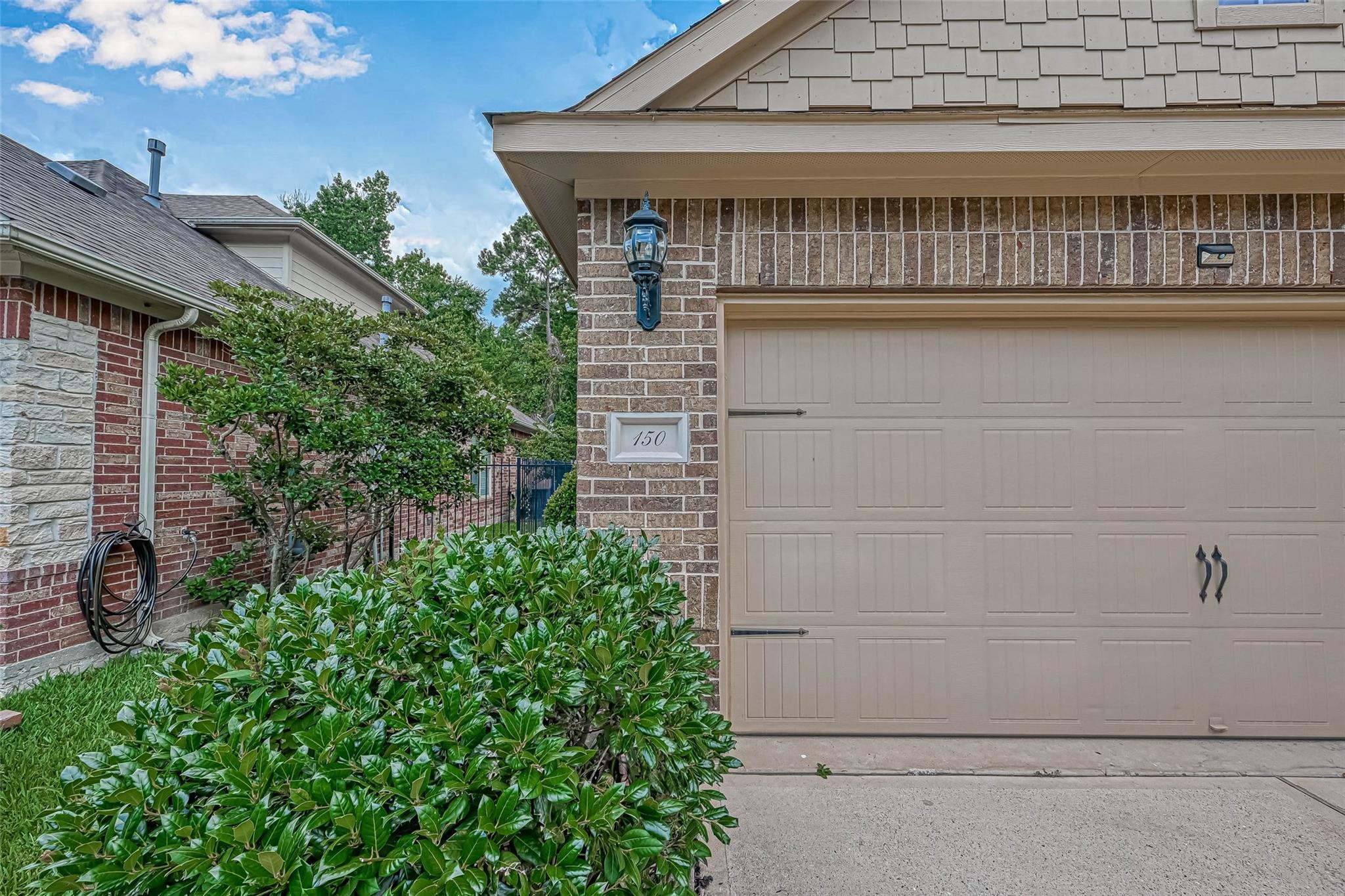 150 W Heritage Mill Circle