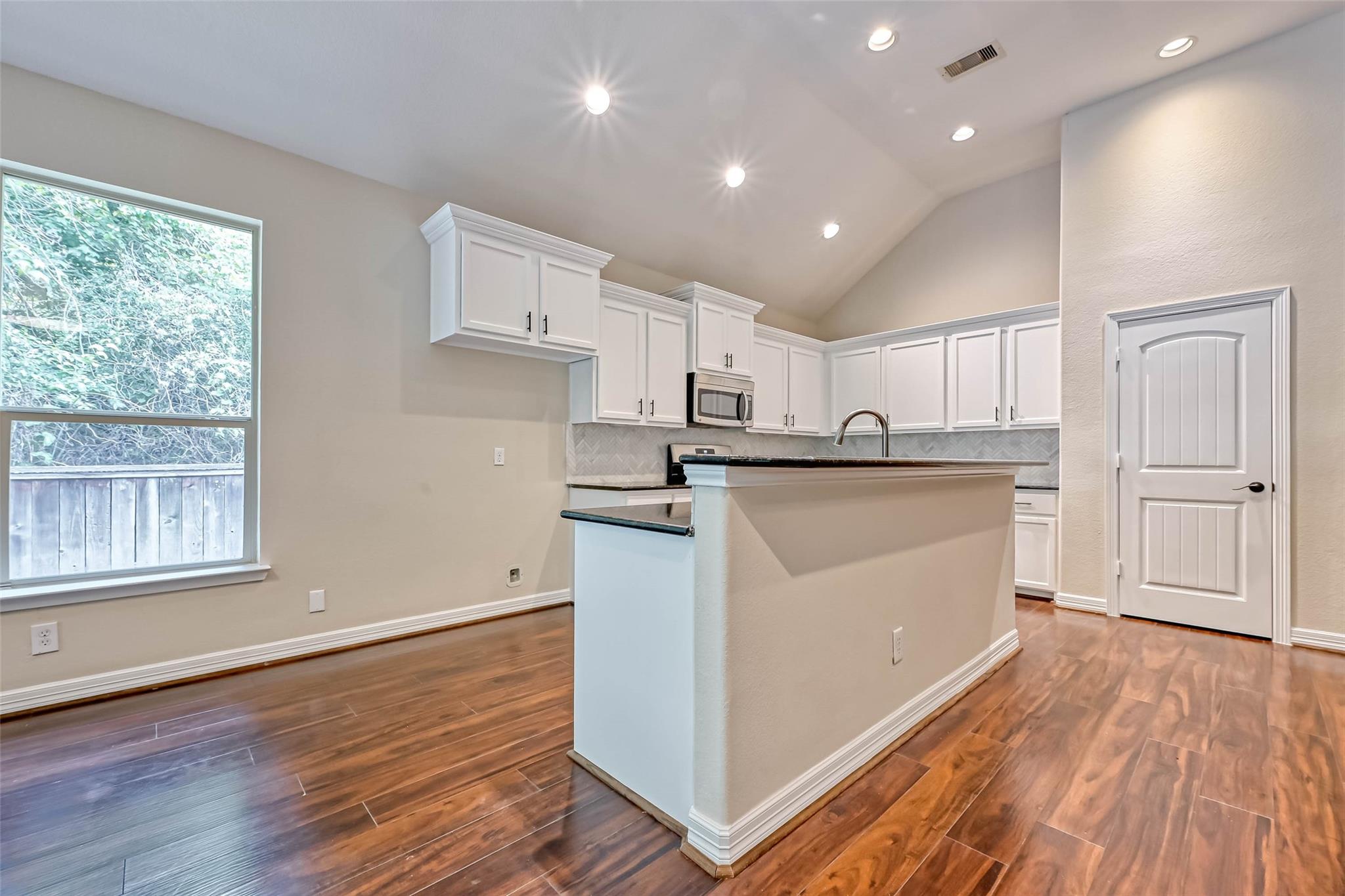 150 W Heritage Mill Circle