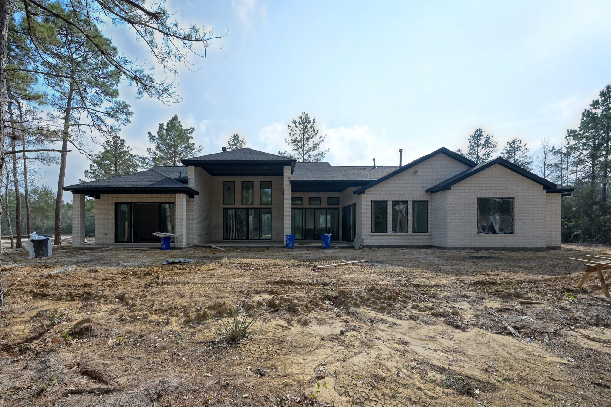 25096 Seguin Trail