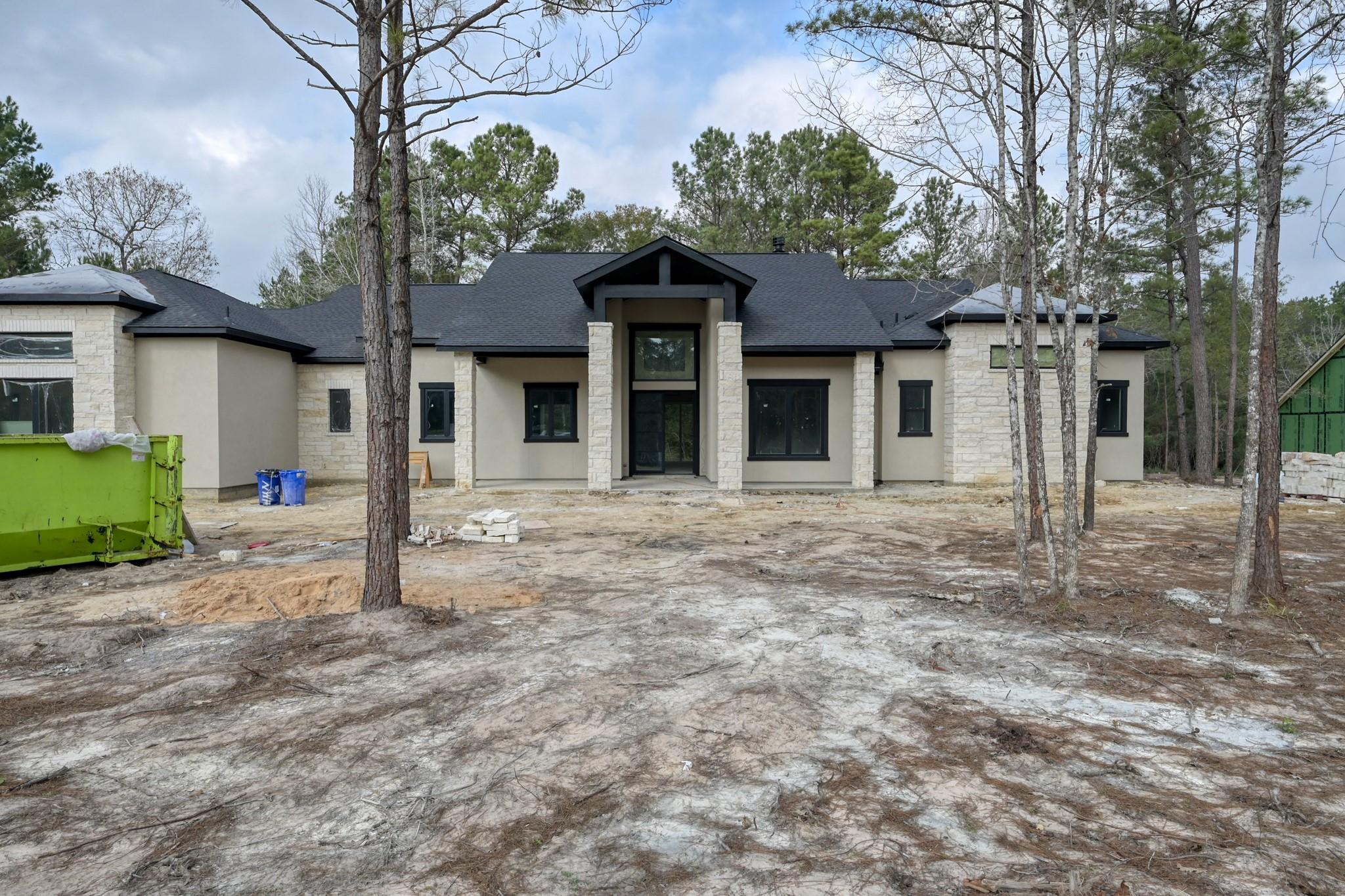 25096 Seguin Trail