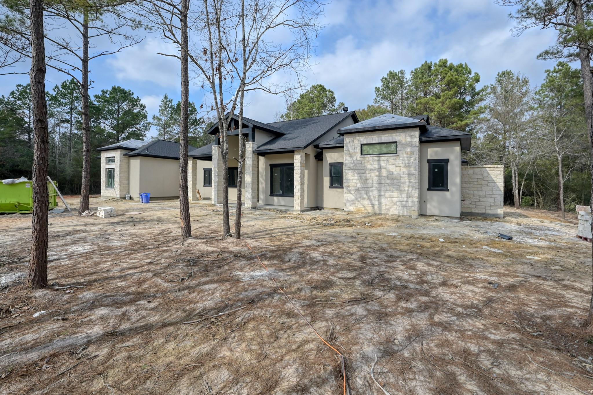 25096 Seguin Trail
