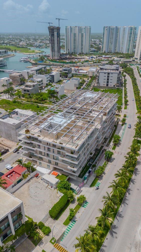 2413 Blvd Puerto Cancún Up # 103