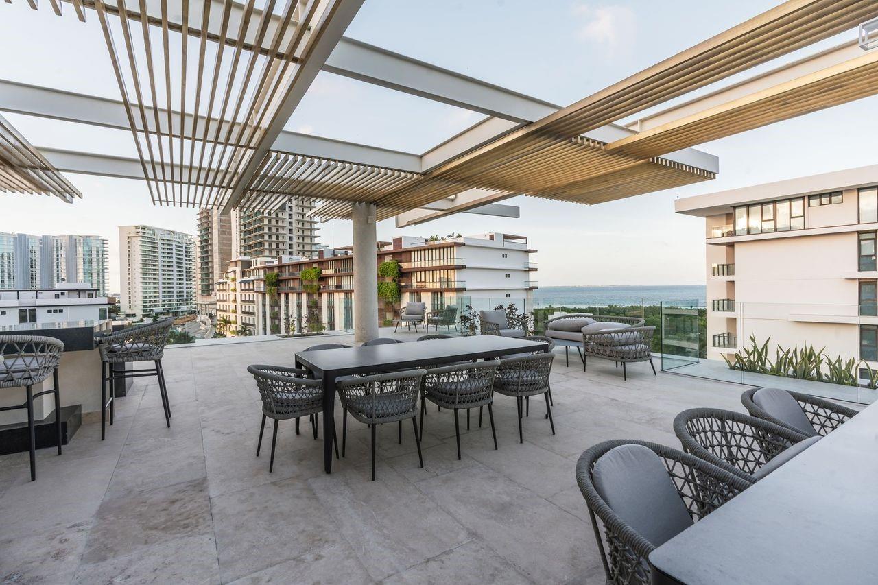 2413 Blvd Puerto Cancún Up # 103