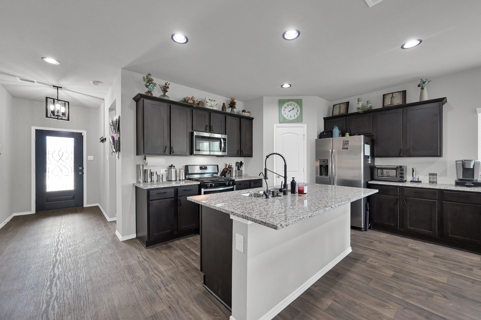 6302 Hendricks Harbor Court