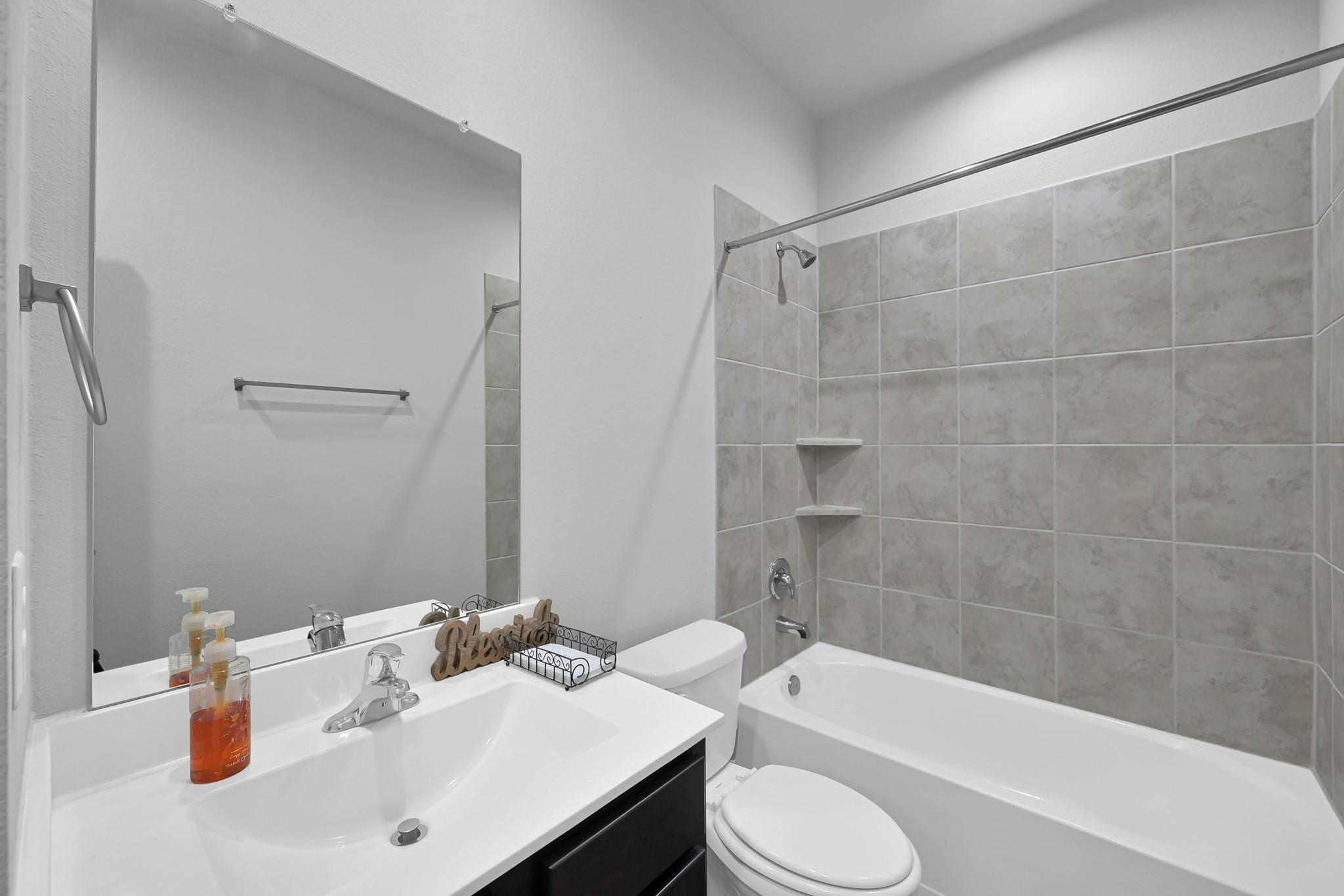 6302 Hendricks Harbor Court