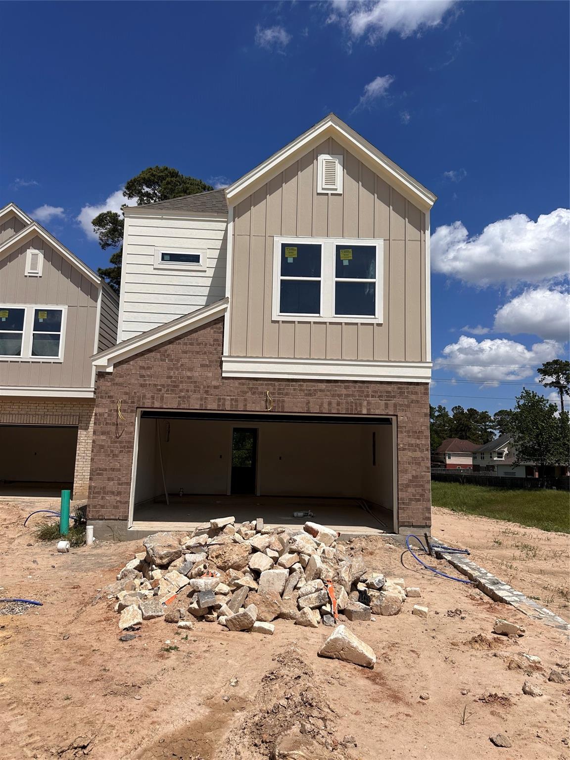 6130 Auburn Lakes Drive # 201