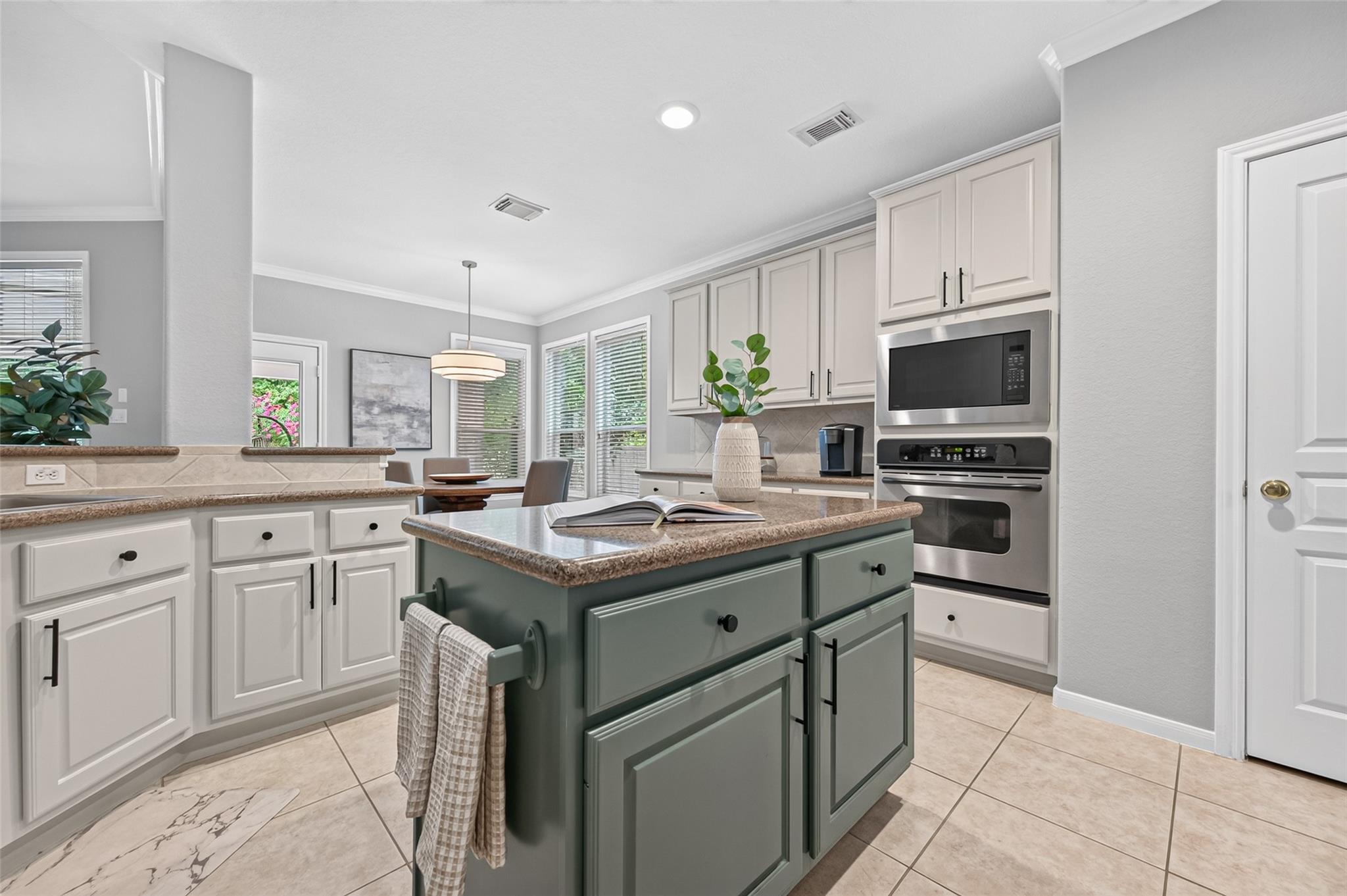 27 E Shale Creek Circle
