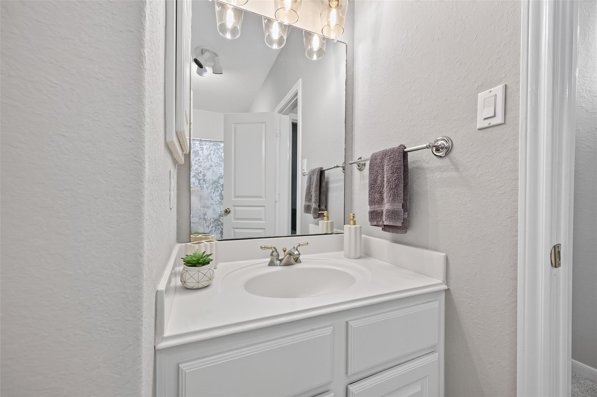 27 E Shale Creek Circle