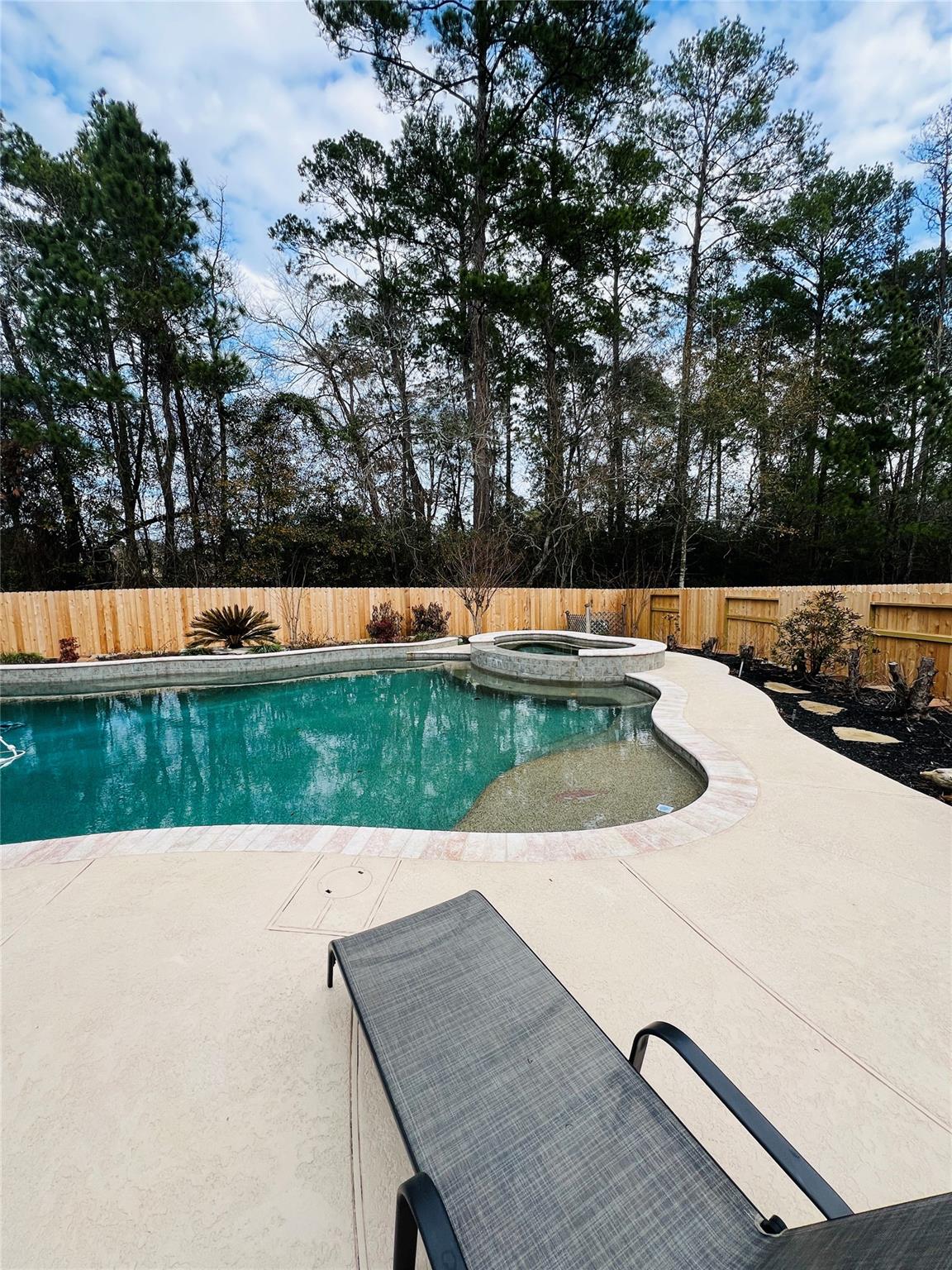 27 E Shale Creek Circle
