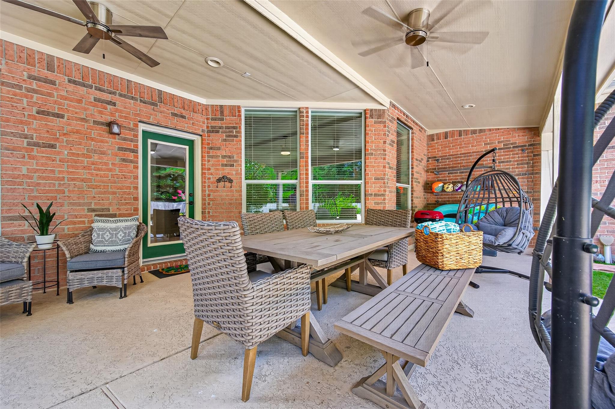 27 E Shale Creek Circle