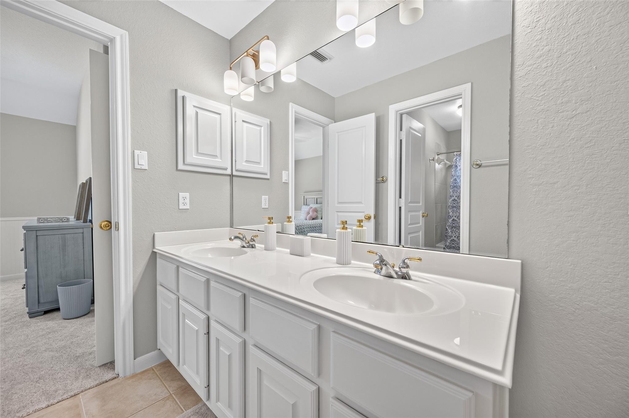 27 E Shale Creek Circle