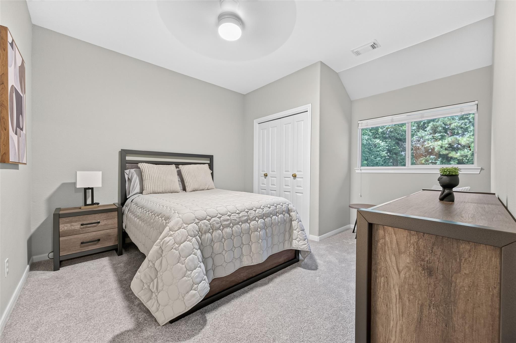 27 E Shale Creek Circle
