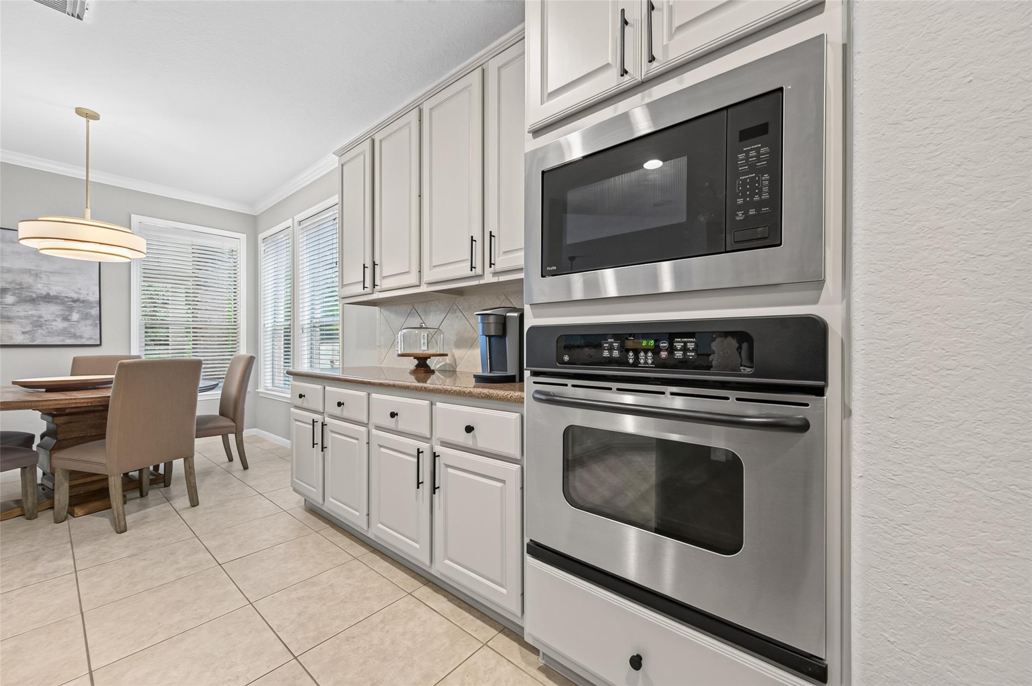 27 E Shale Creek Circle