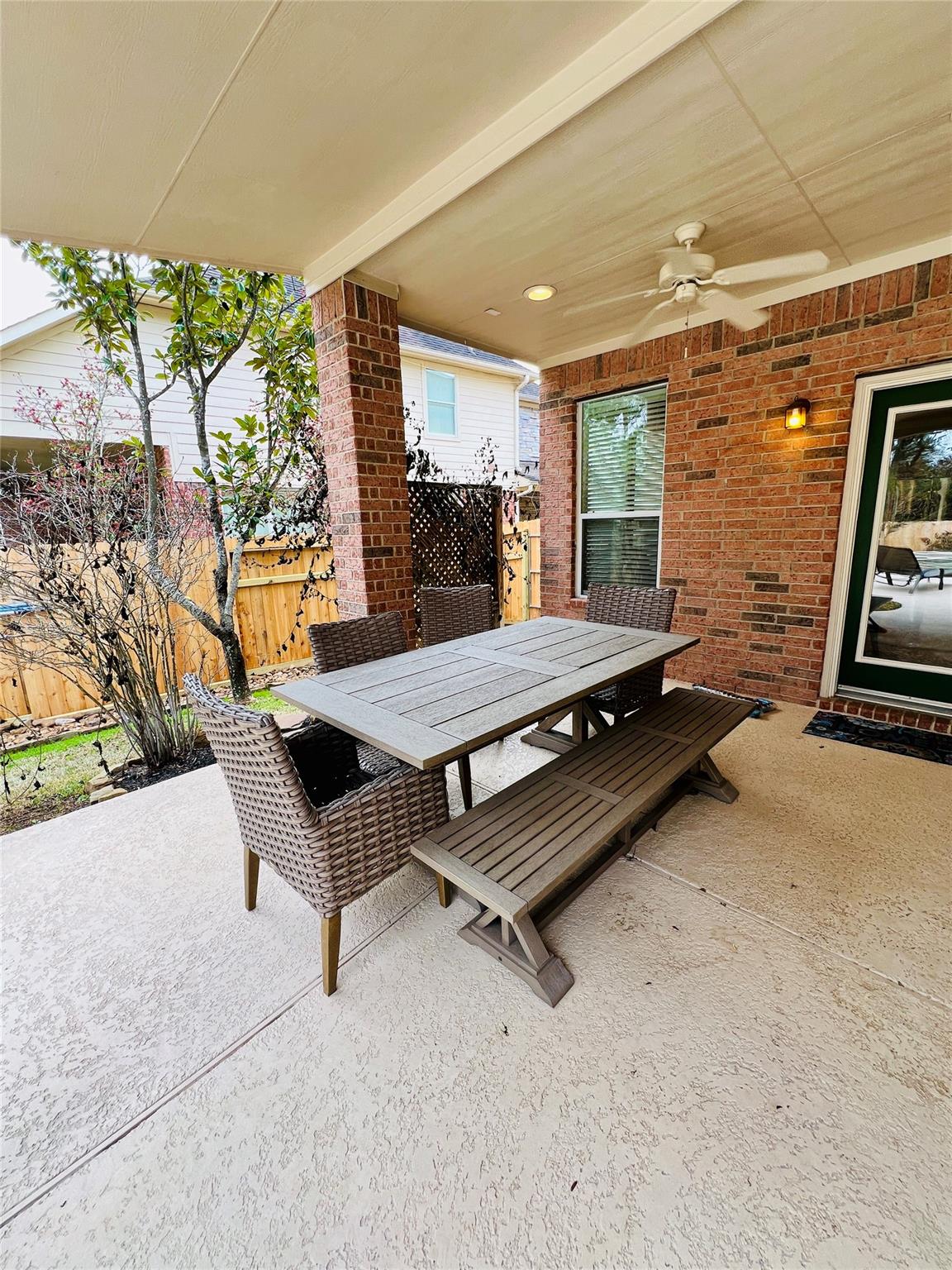27 E Shale Creek Circle