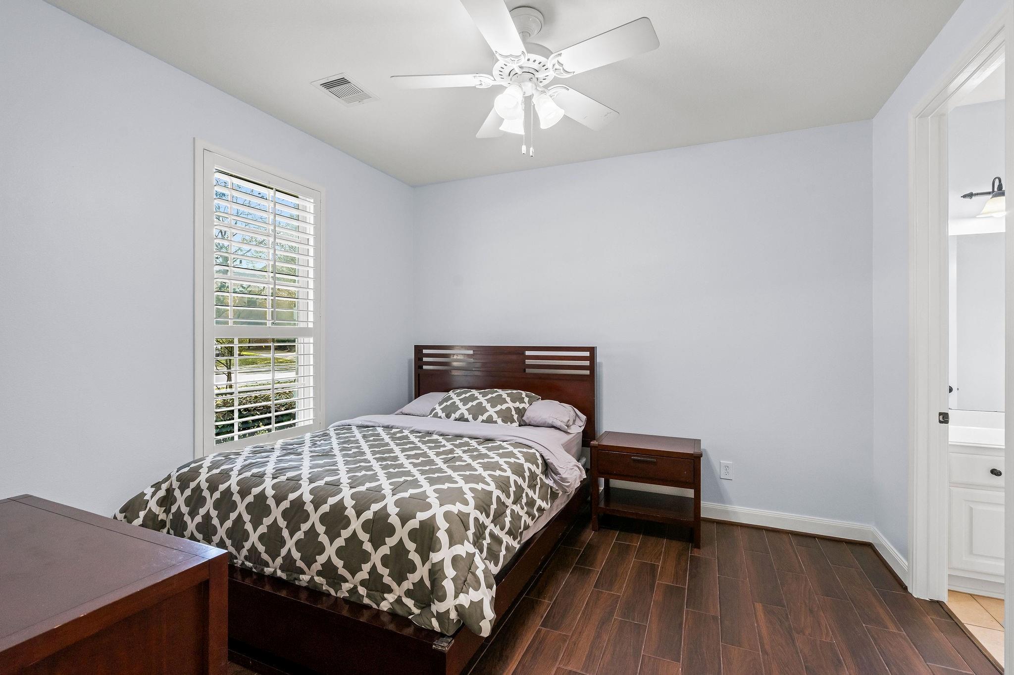 31114 Lakeview Bend Lane