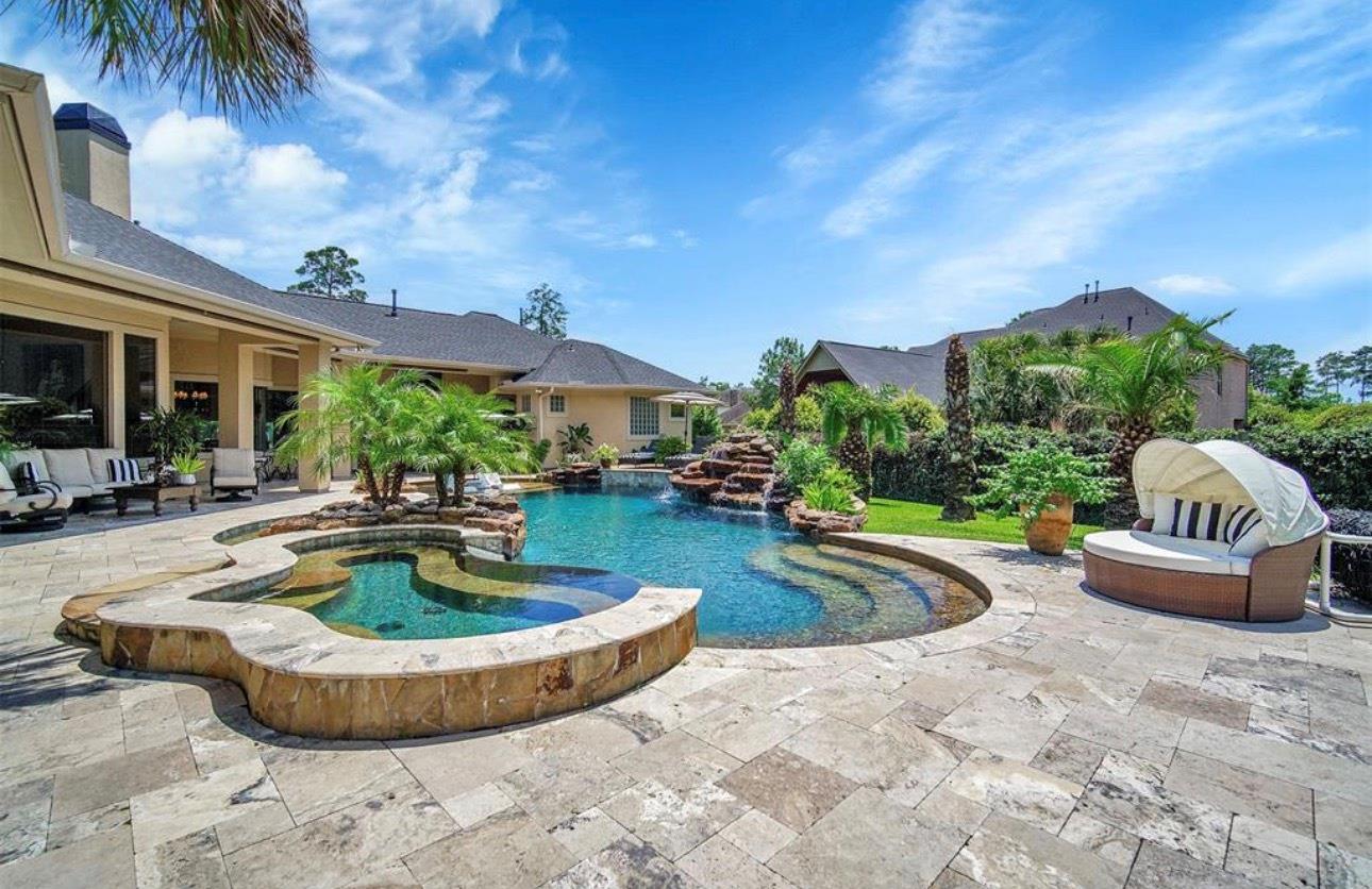 8103 Hideaway Lake Circle