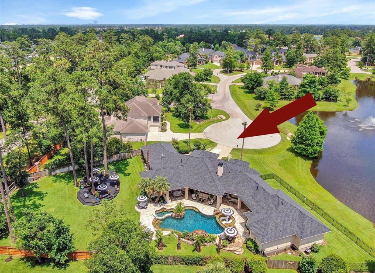 8103 Hideaway Lake Circle