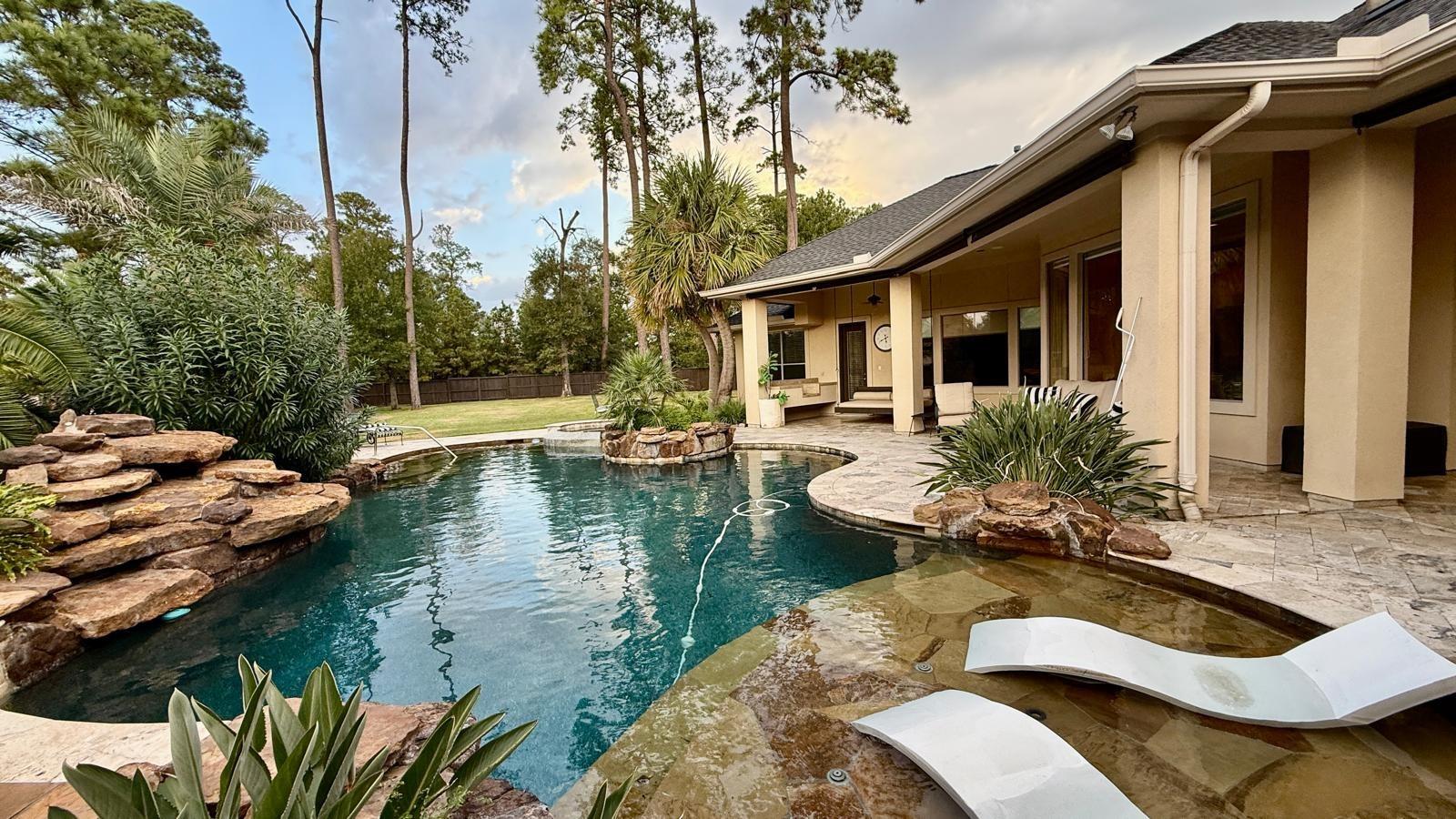 8103 Hideaway Lake Circle