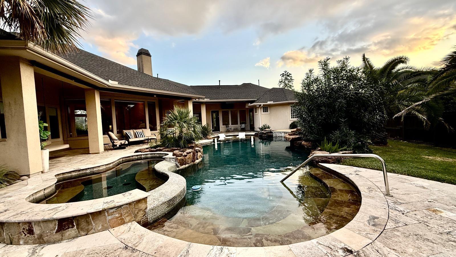 8103 Hideaway Lake Circle