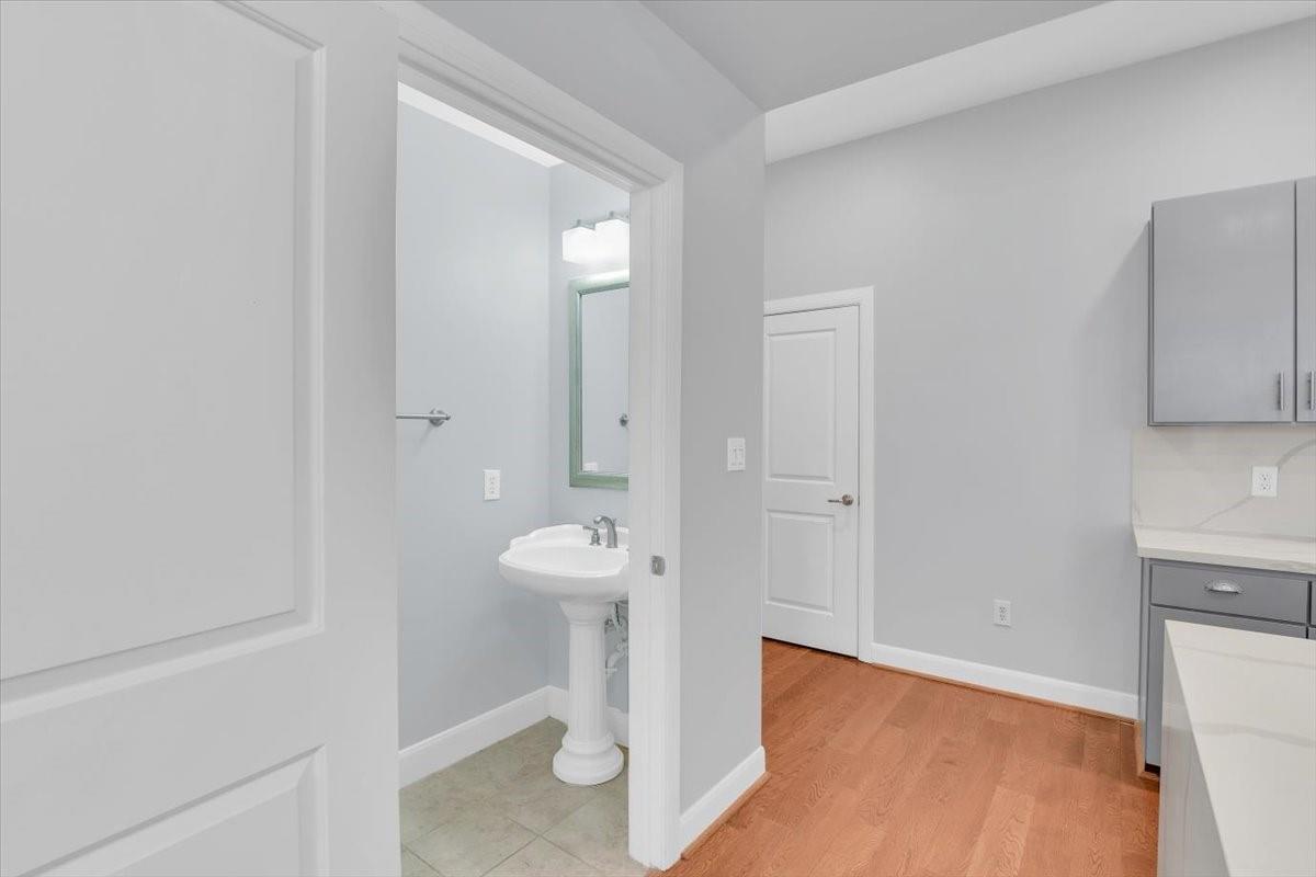 300 St Joseph Parkway # 309