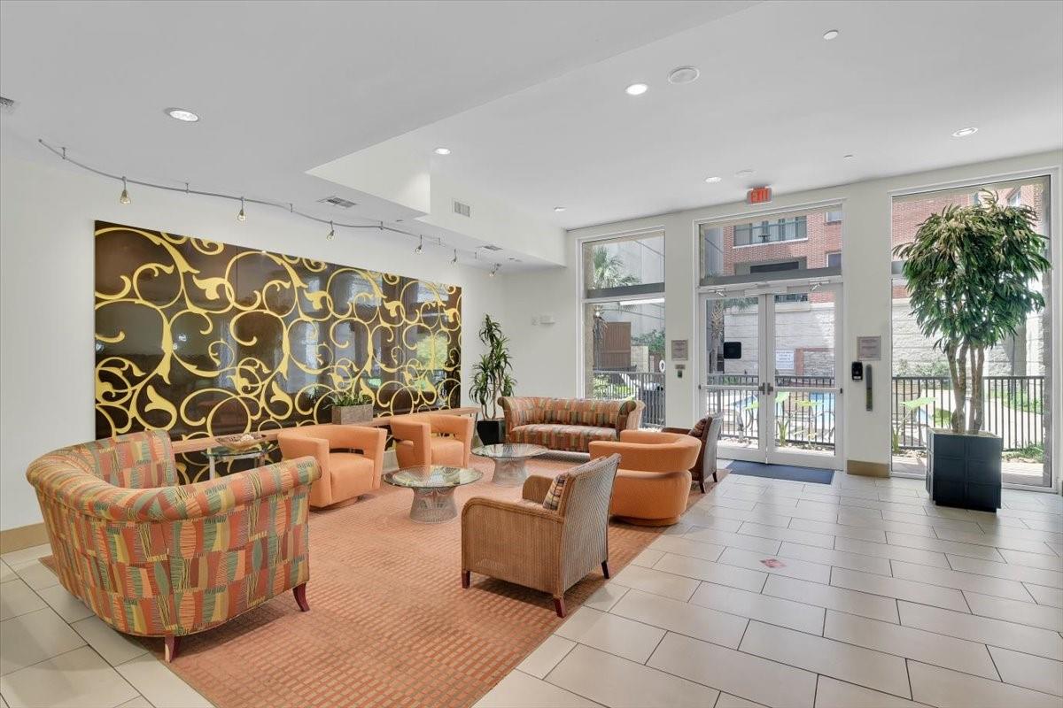 300 St Joseph Parkway # 309