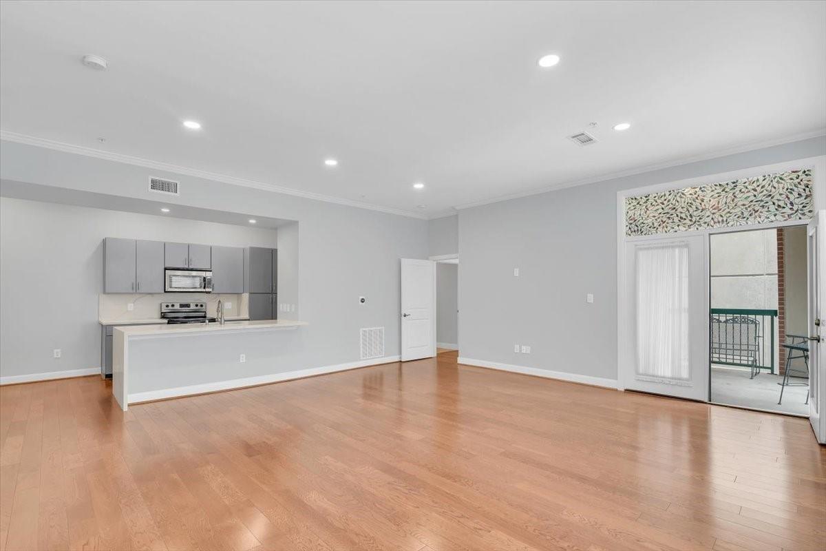 300 St Joseph Parkway # 309