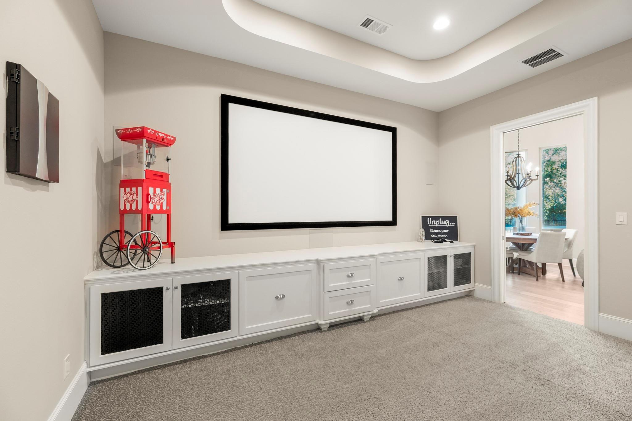 6146 Waltons Point S