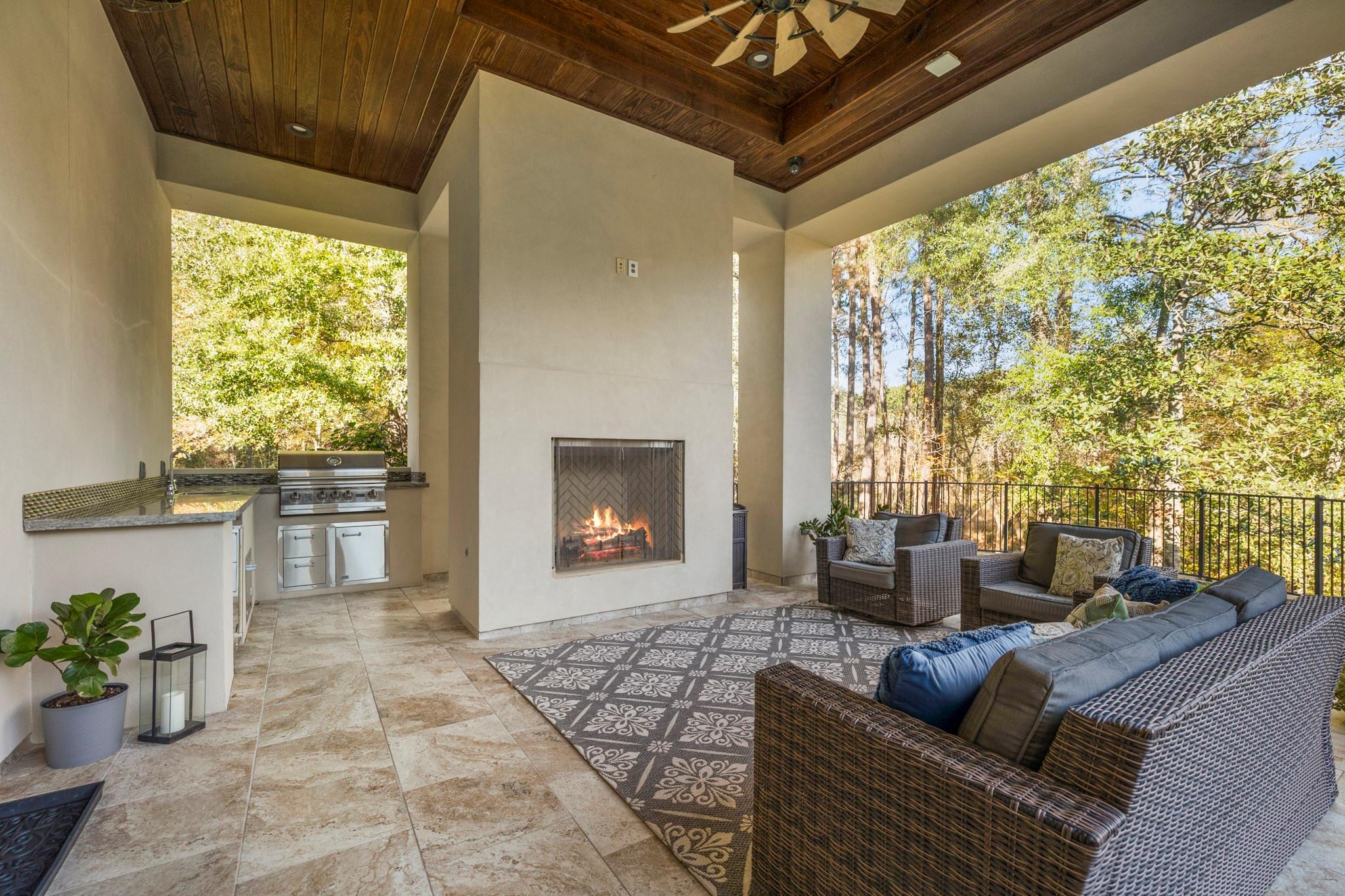 6146 Waltons Point S