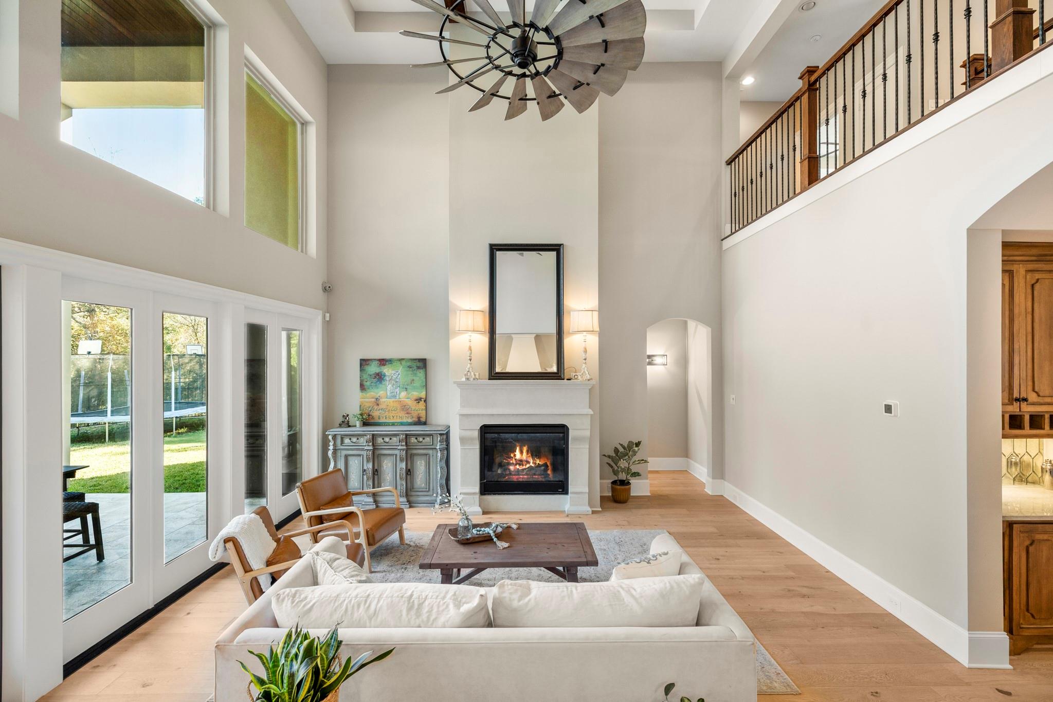 6146 Waltons Point S