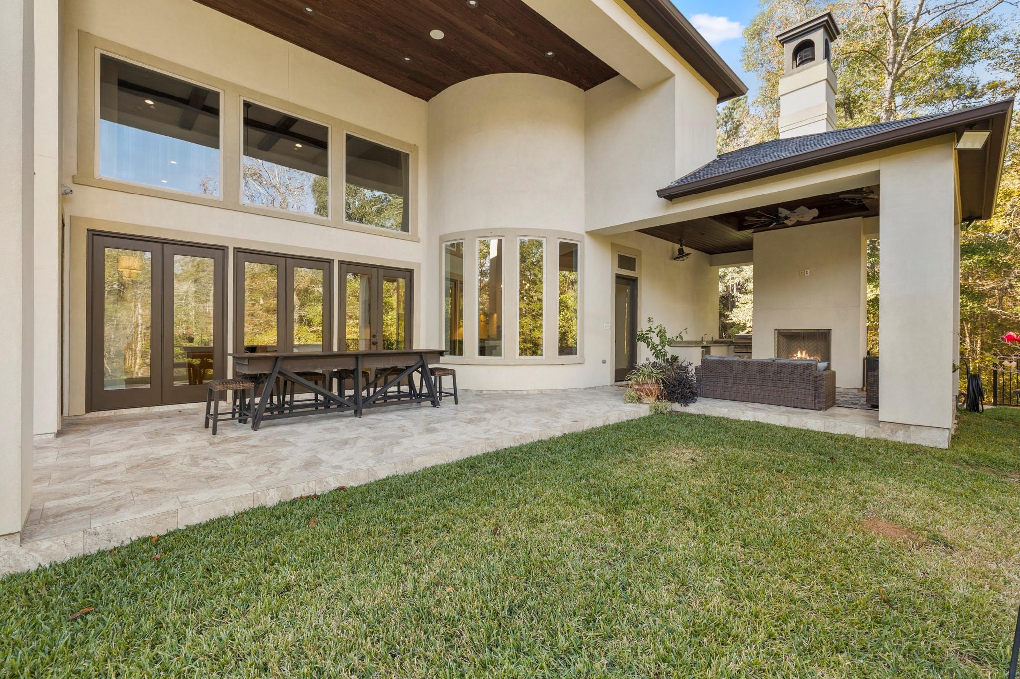 6146 Waltons Point S