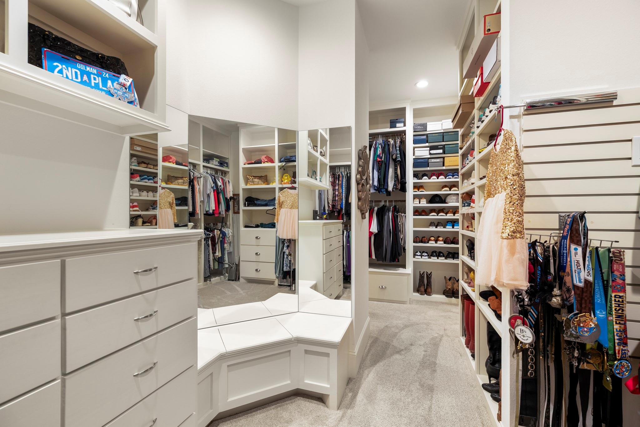 6146 Waltons Point S