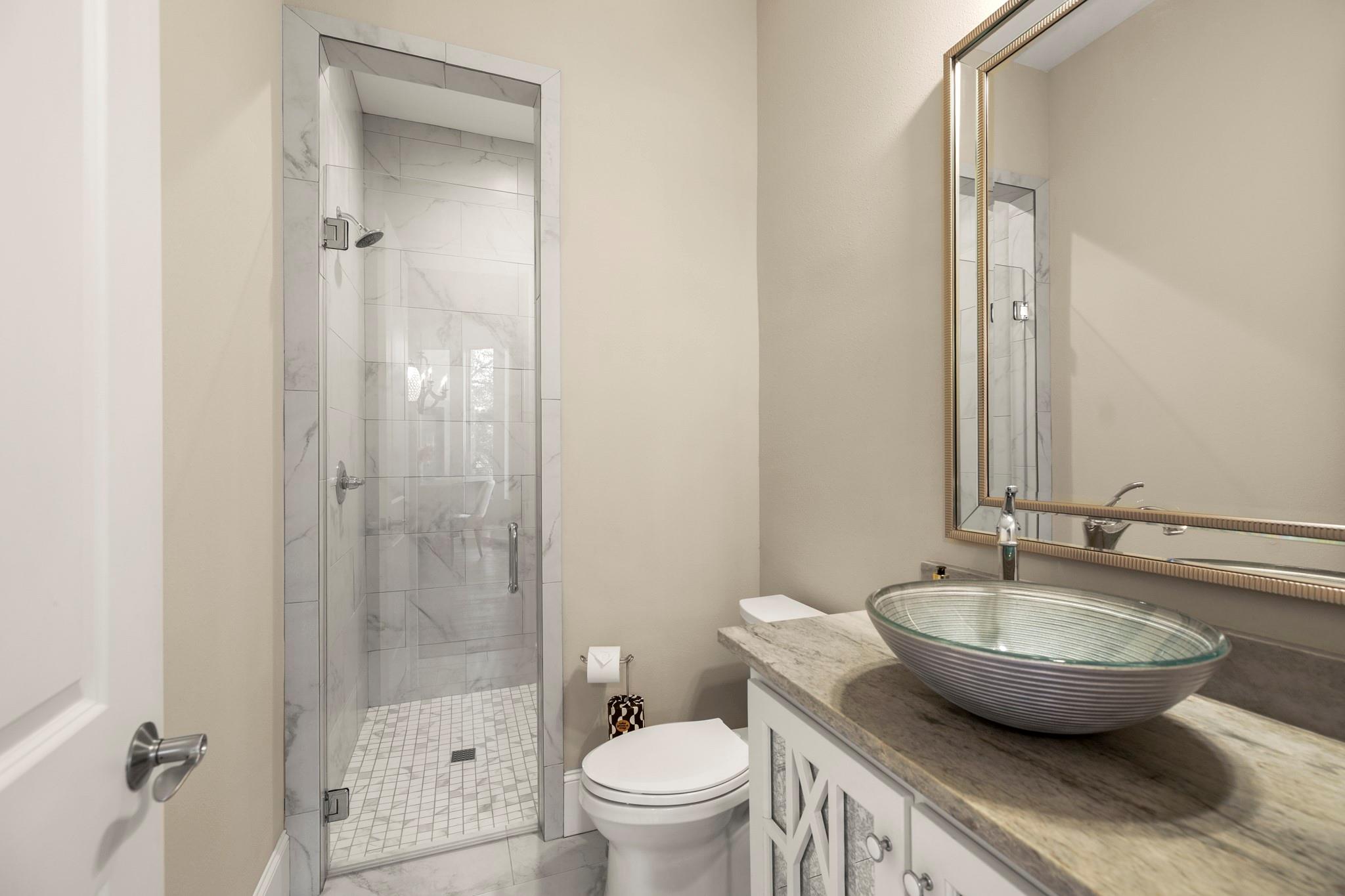 6146 Waltons Point S