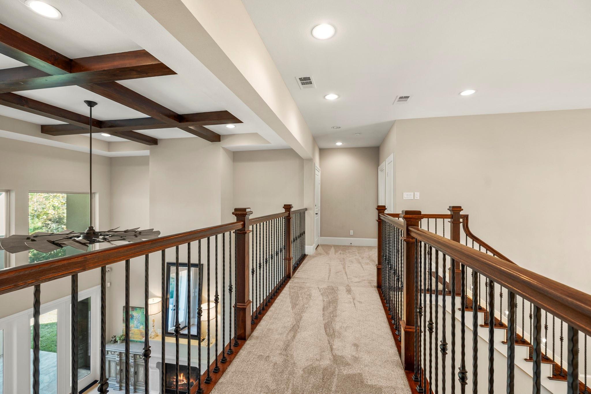 6146 Waltons Point S