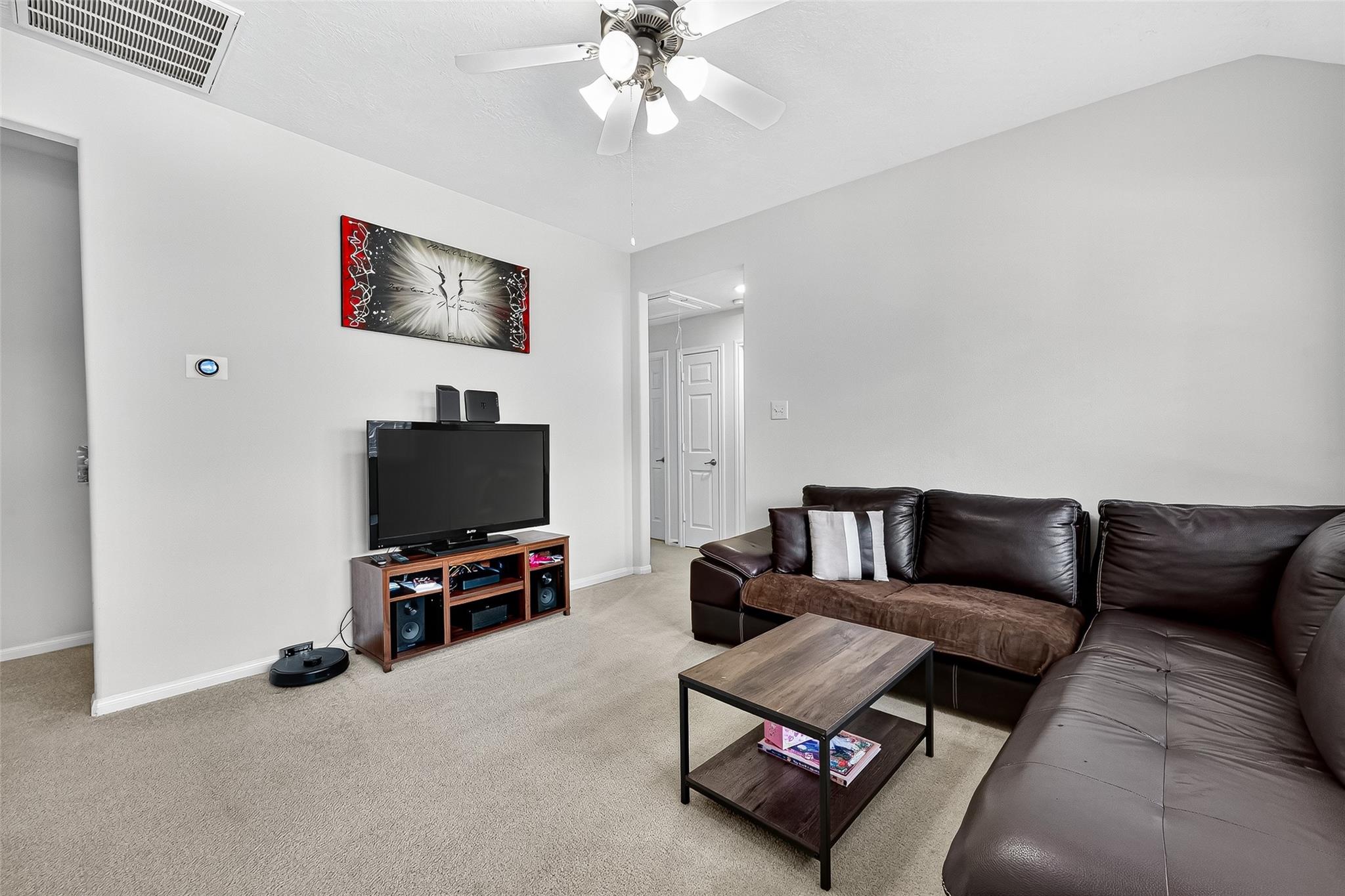 34 S Burberry Park Circle